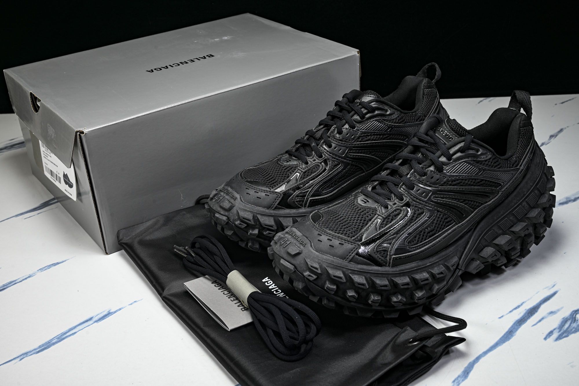 纯原Balenciaga Defender Rubber Platform Sneakers 巴黎世家 轮胎鞋黑色W2R
