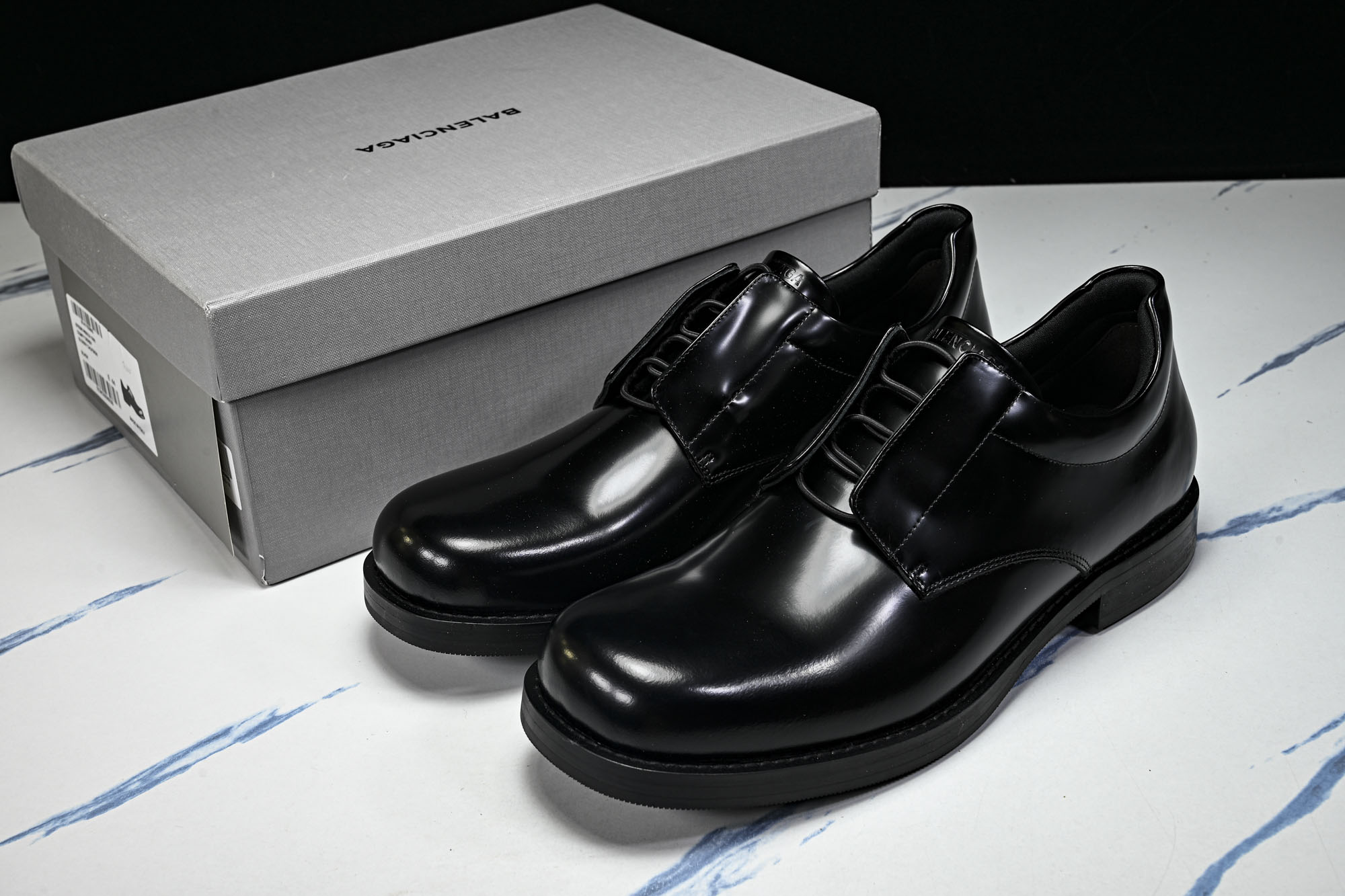 Balenciaga 巴黎世家 Comfy 男士牛皮方头 B标套脚乐福休闲皮鞋 #YZ021-1 【WC.顶级】原标原盒