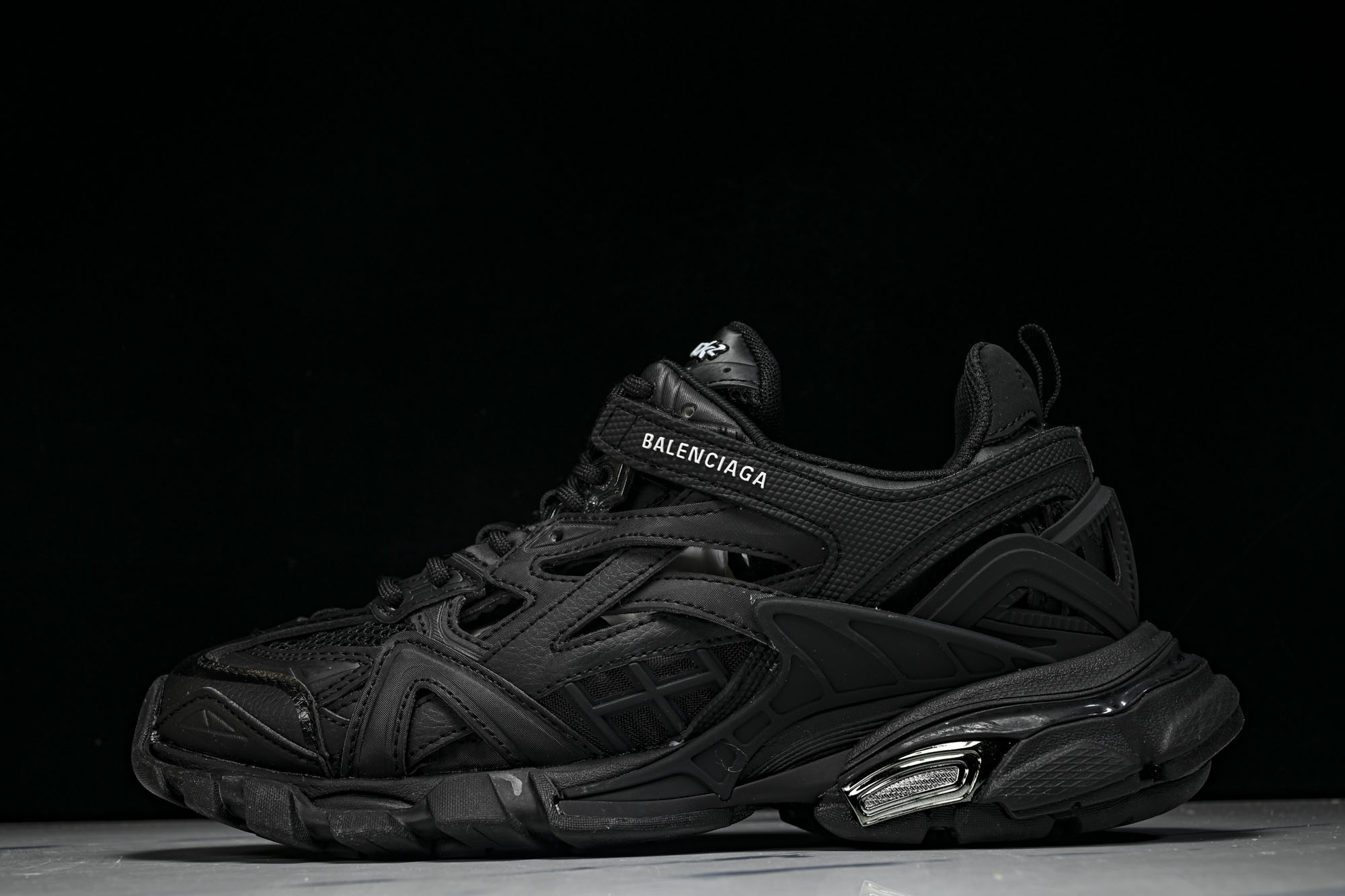 纯原 Balenciaga Track.2 4.0 巴黎世家四代潮流跑鞋W2GN1-1000 #YZ018-5 尺码:3 纯原 Balenciaga Track.2 4.0 巴黎世家四代潮流跑鞋W2GN1-1000 #YZ018-5 尺码:3