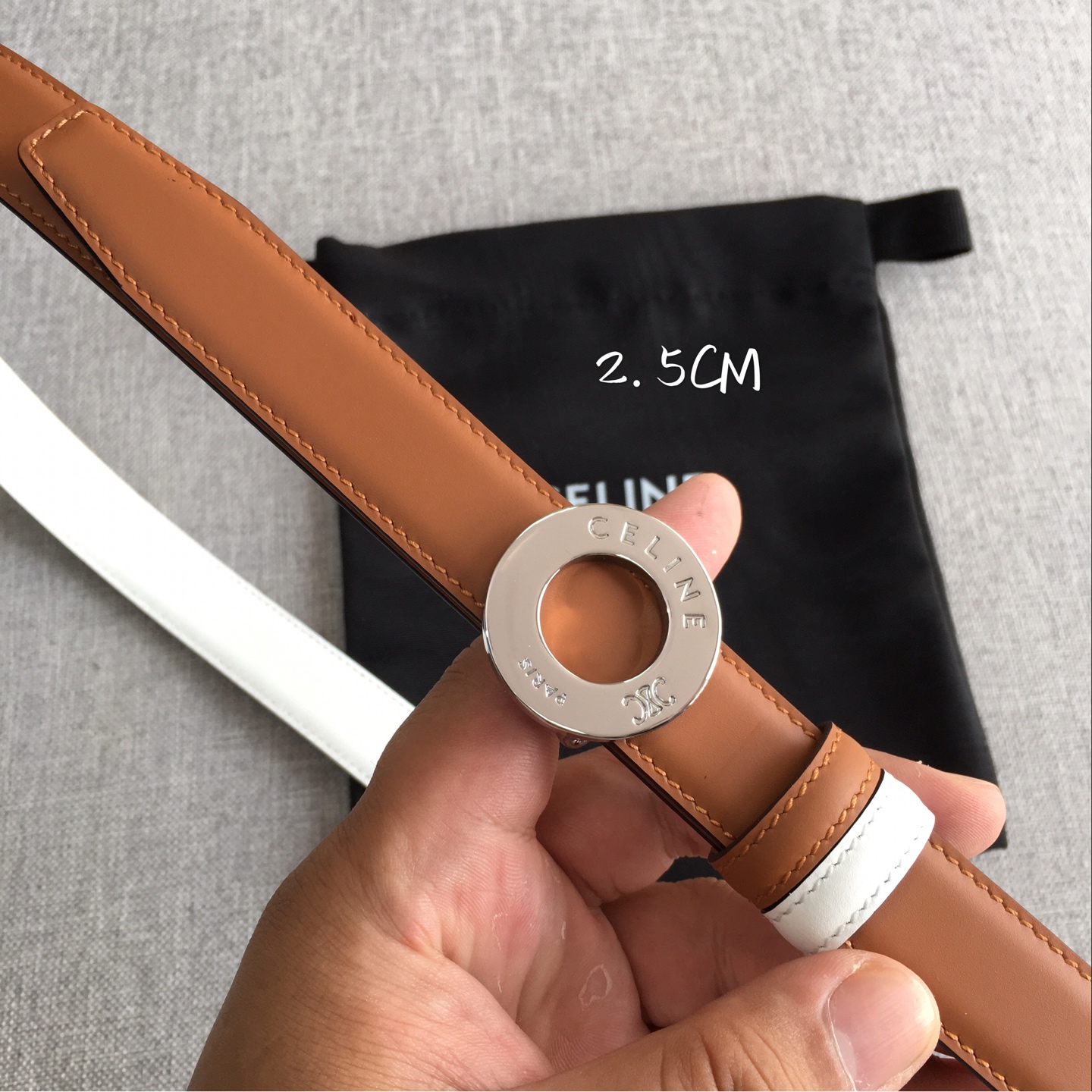 塞·林 女款2.5CM 都有货 码数齐单皮45/一套80不带盒 塞·林 女款专柜在售爆款
