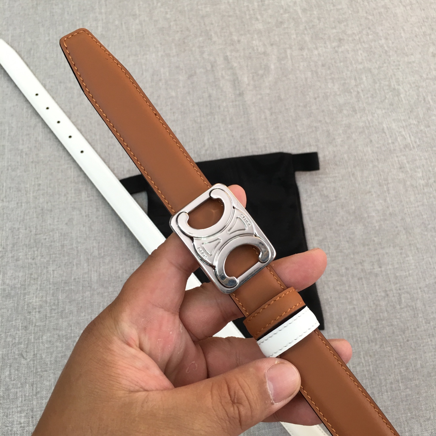 塞·林 女款专柜在售爆款 👏👏👏 感谢客户反馈实拍图，顶级货 自己看细节 2.5CM 都有货 码数齐