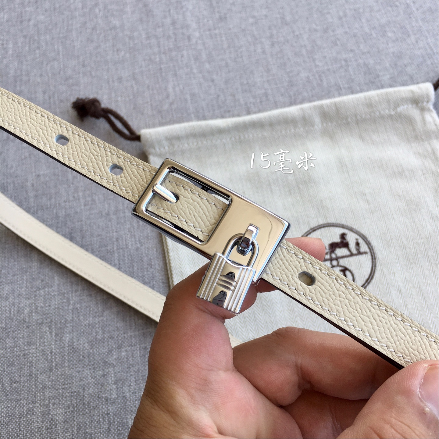 爱·马·仕 Lucky专柜在售爆款 👏👏👏 感谢客户反馈实拍图，顶级货 自己看细节 1.5CM 都有货 