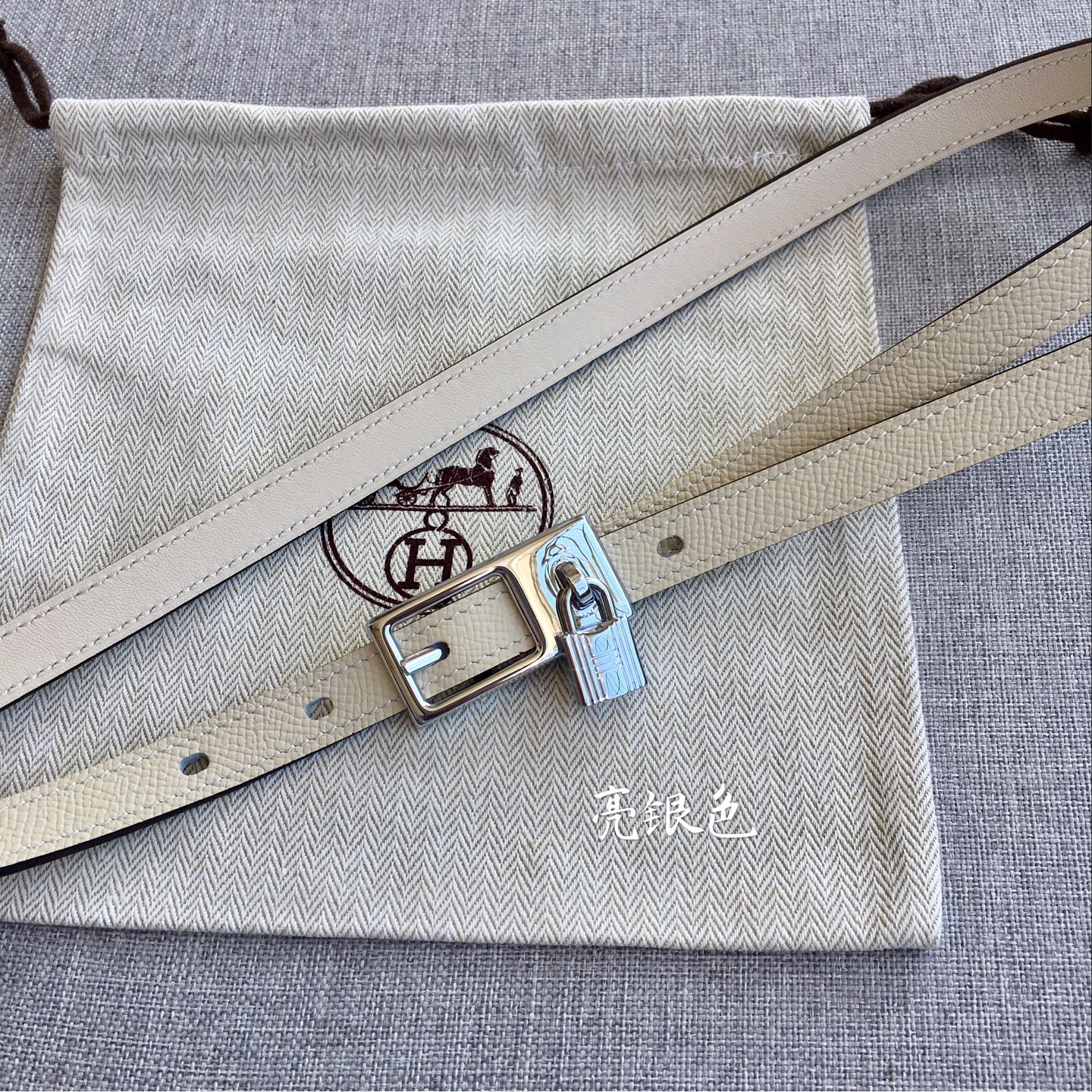 爱·马·仕 Lucky专柜在售爆款 👏👏👏 感谢客户反馈实拍图，顶级货 自己看细节 1.5CM 都有货 