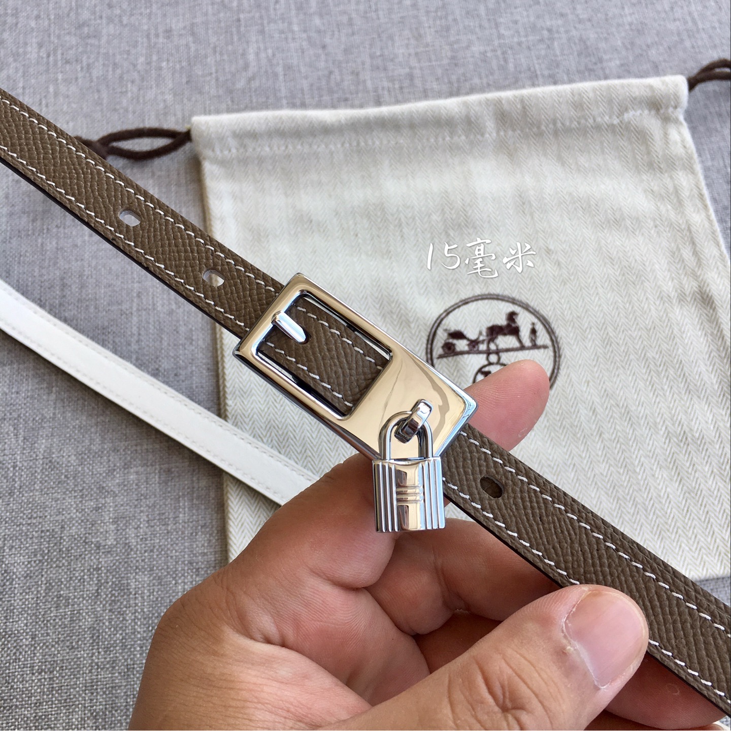 爱·马·仕 Lucky专柜在售爆款 👏👏👏 感谢客户反馈实拍图，顶级货 自己看细节 1.5CM 都有货 