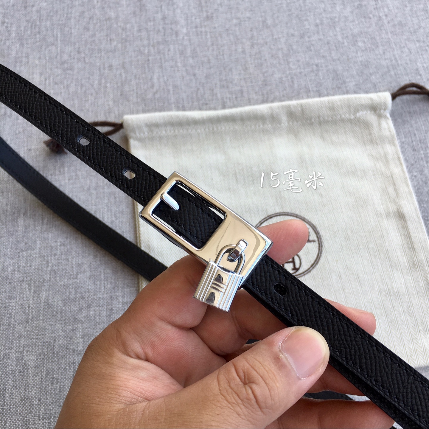 爱·马·仕 Lucky专柜在售爆款 👏👏👏 感谢客户反馈实拍图，顶级货 自己看细节 1.5CM 都有货 