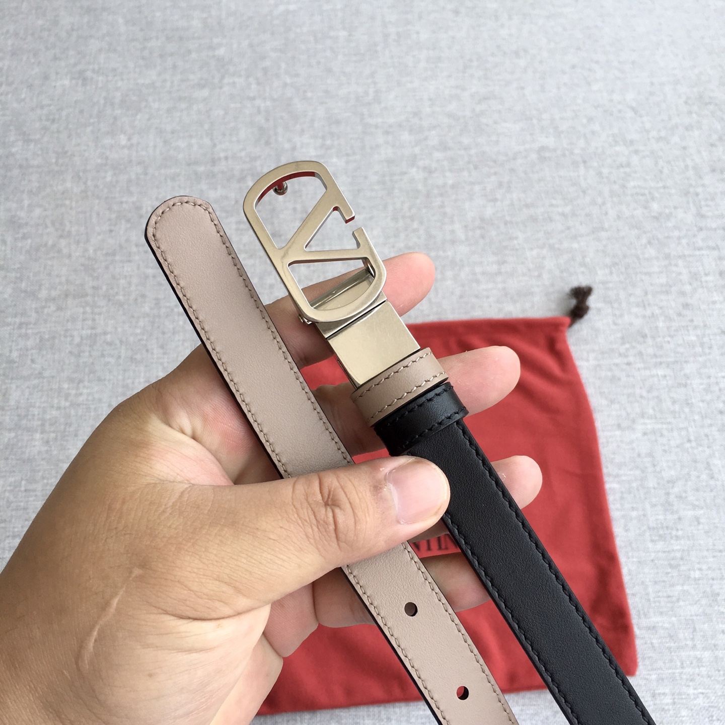 华伦·天奴  女款专柜在售爆款  👏👏👏 感谢客户反馈实拍图，顶级货 自己看细节 2.0CM 都有货  