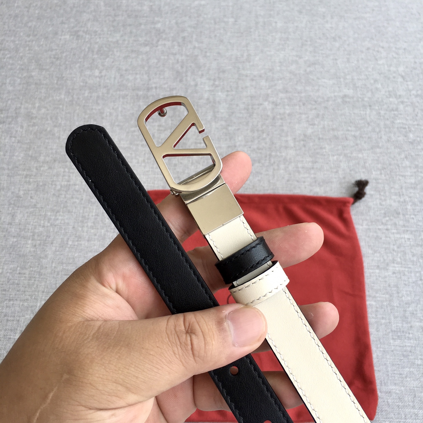 华伦·天奴  女款专柜在售爆款  👏👏👏 感谢客户反馈实拍图，顶级货 自己看细节 2.0CM 都有货  