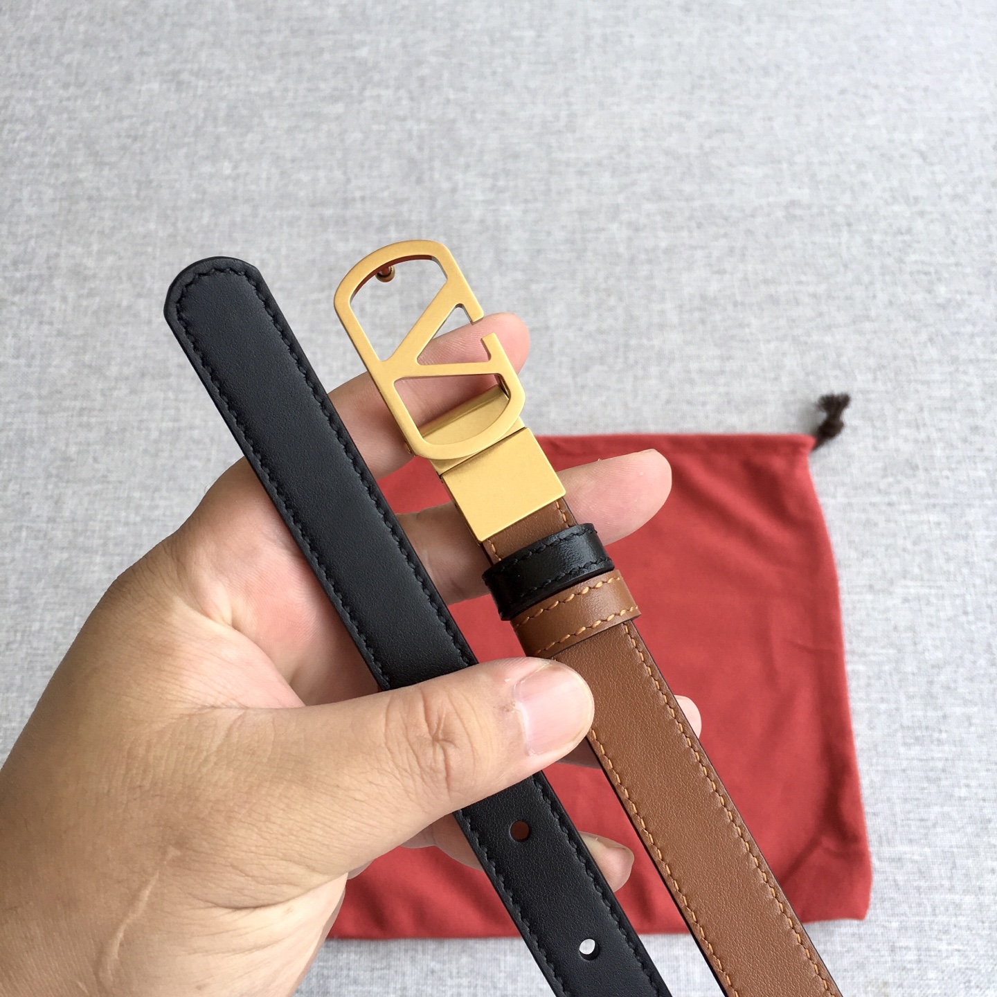 华伦·天奴  女款专柜在售爆款  👏👏👏 感谢客户反馈实拍图，顶级货 自己看细节 2.0CM 都有货  