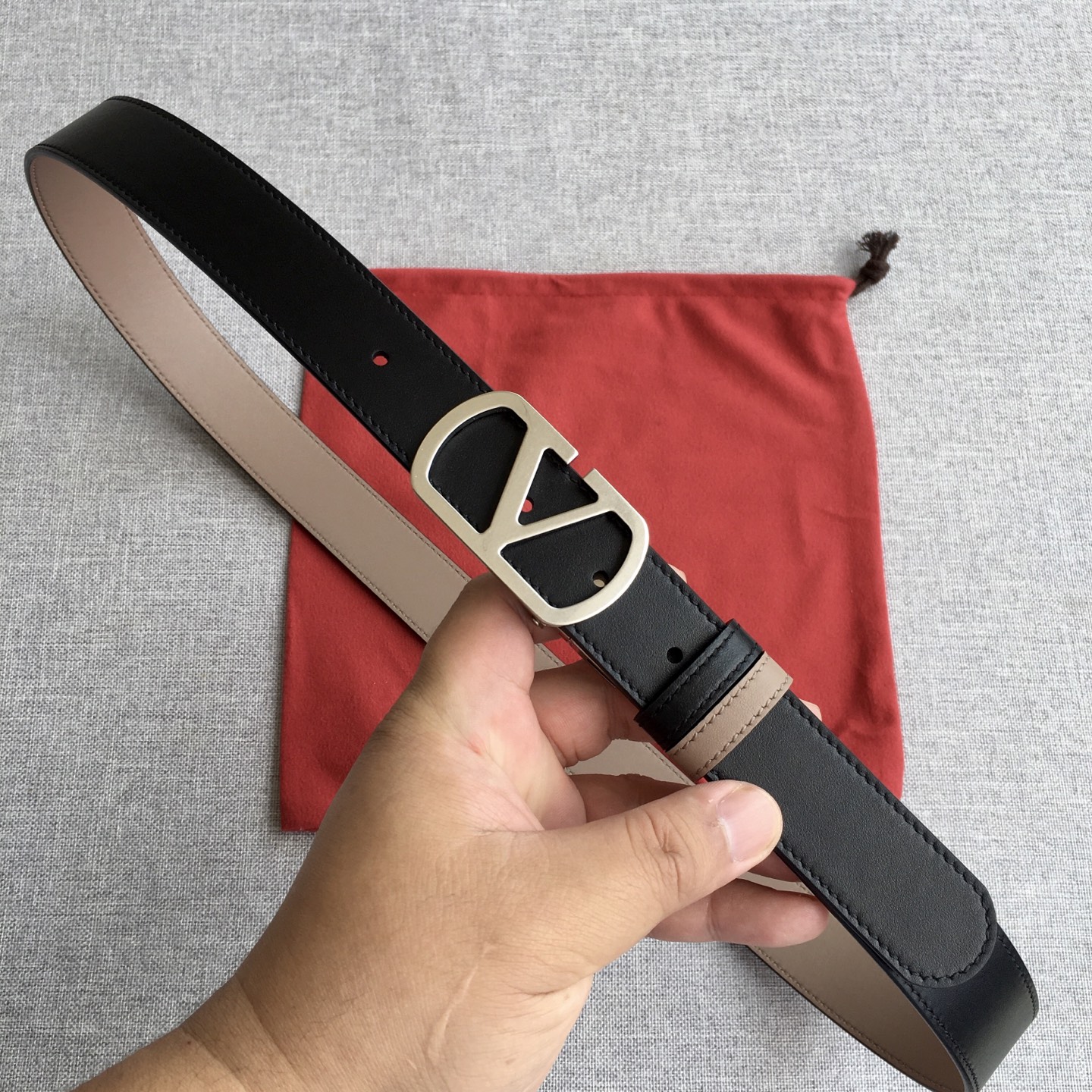 华伦·天奴  女款专柜在售爆款  👏👏👏 感谢客户反馈实拍图，顶级货 自己看细节 3.0CM 都有货  