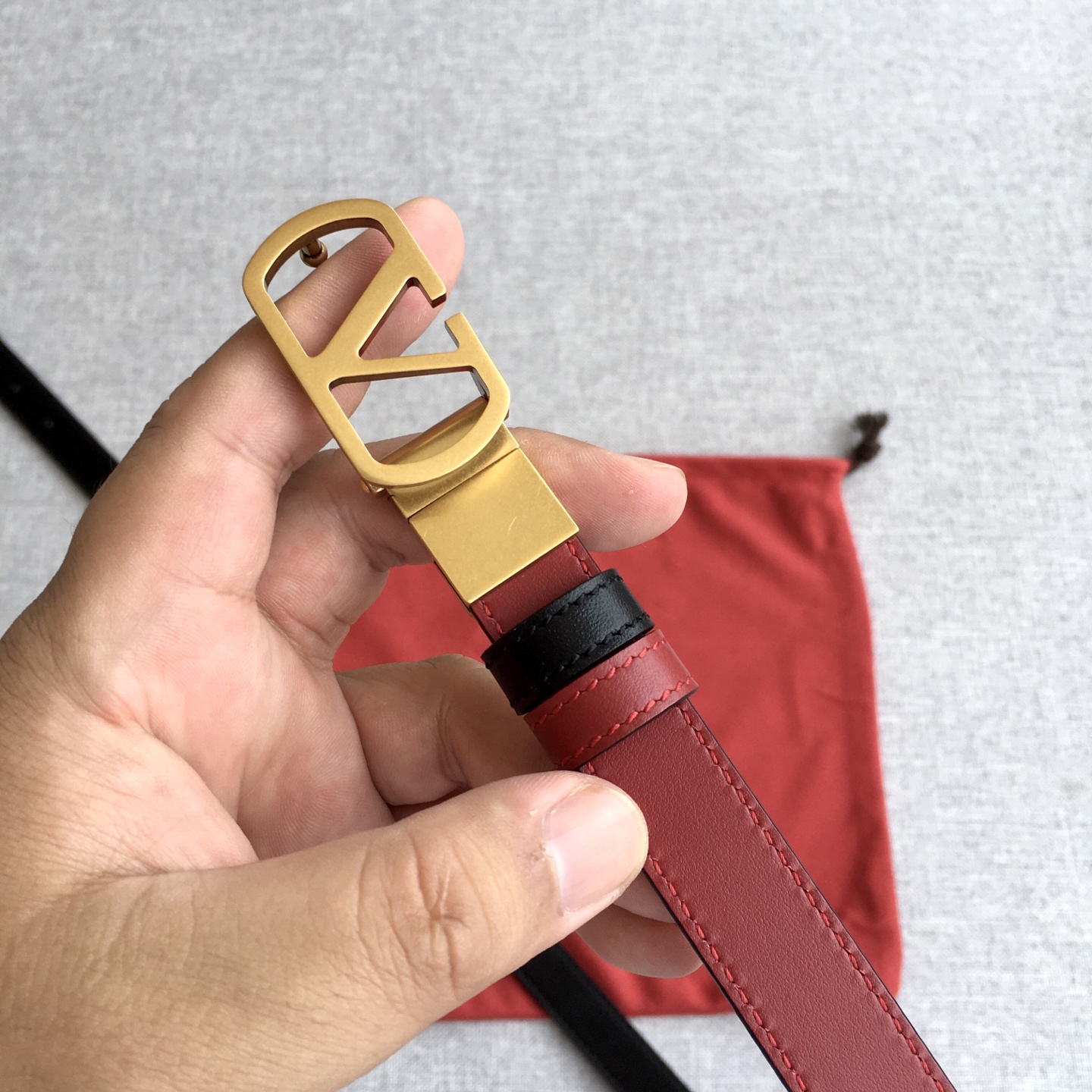 华伦·天奴  女款专柜在售爆款  👏👏👏 感谢客户反馈实拍图，顶级货 自己看细节 2.0CM 都有货  