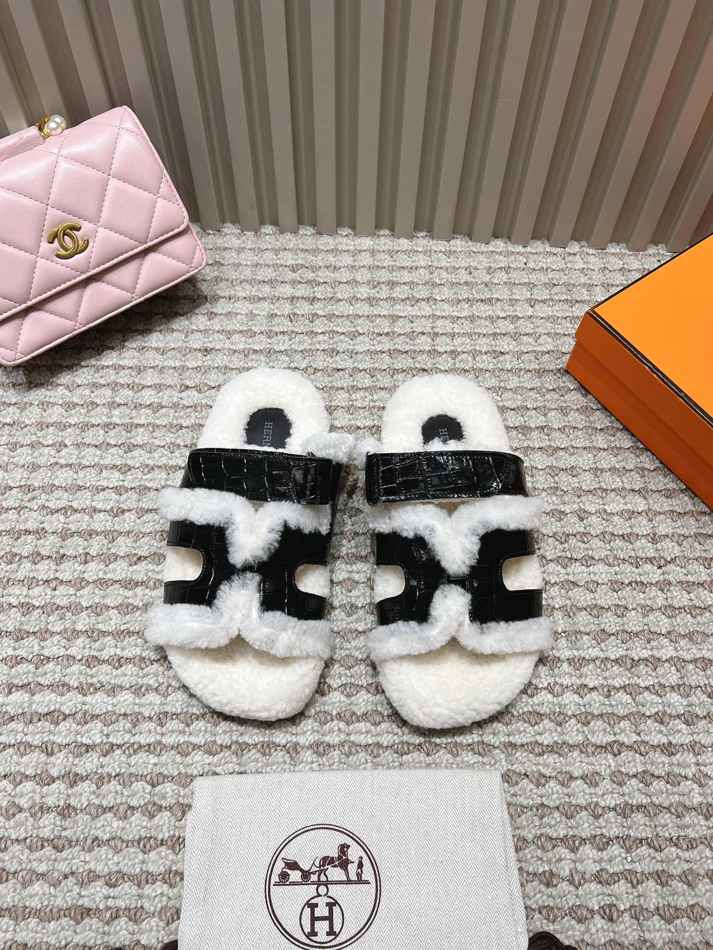 NO:440577,Stone pattern, factory-made, second uncle's hair dripping style, only made of full genuine fur, size 35-45 (customized by 44, 45) men's model 10, fur shoes19860909石头纹 工厂出 二舅毛拖面毛款 只做全真皮毛,码数35-45（44、45定制）男款10,毛毛鞋,Women's Shoes