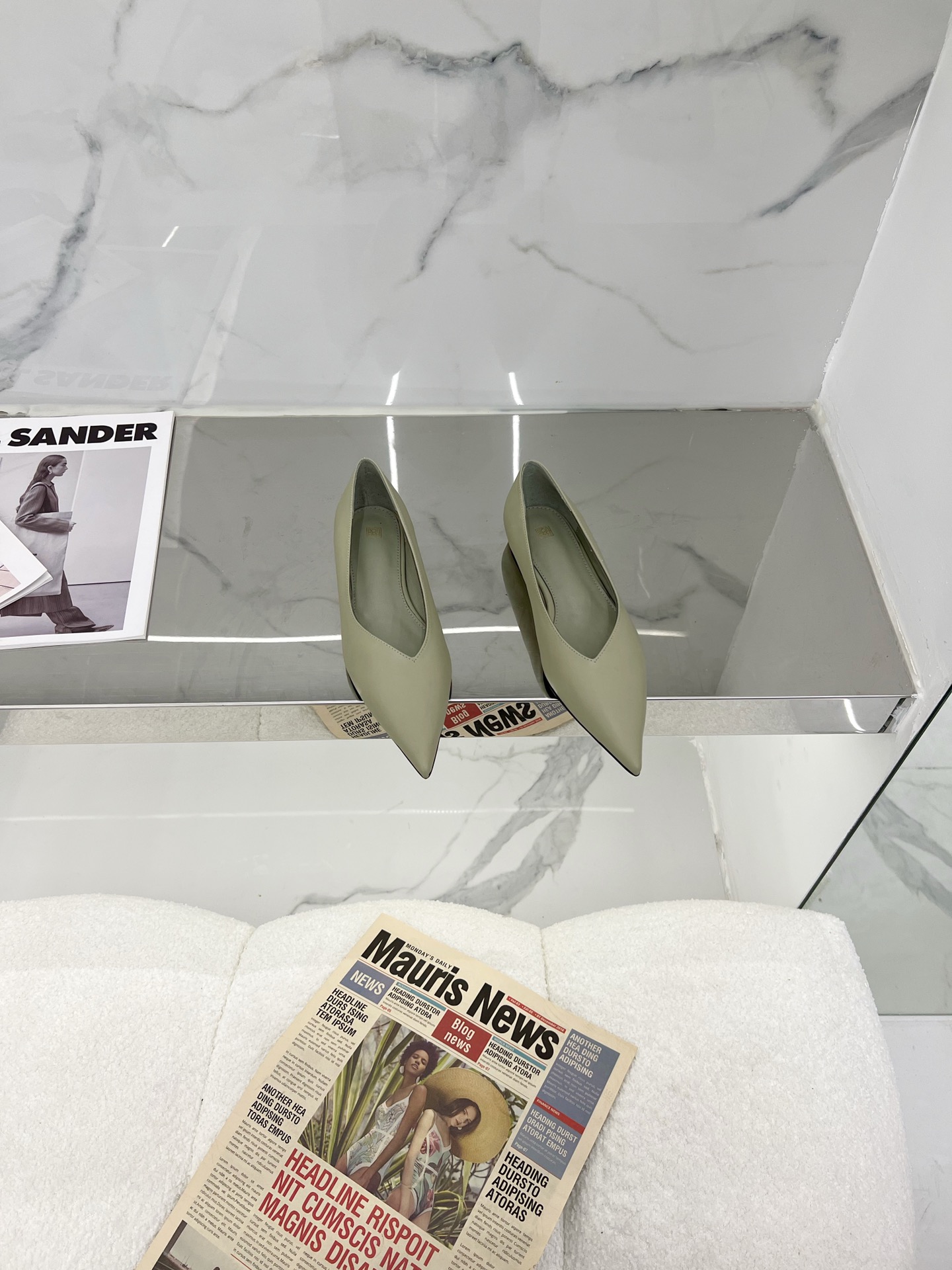 Luxurious Pointy Shoes with Cattle and Sheep Skin, Tailor-Made Calves, Original Design - 图片 1