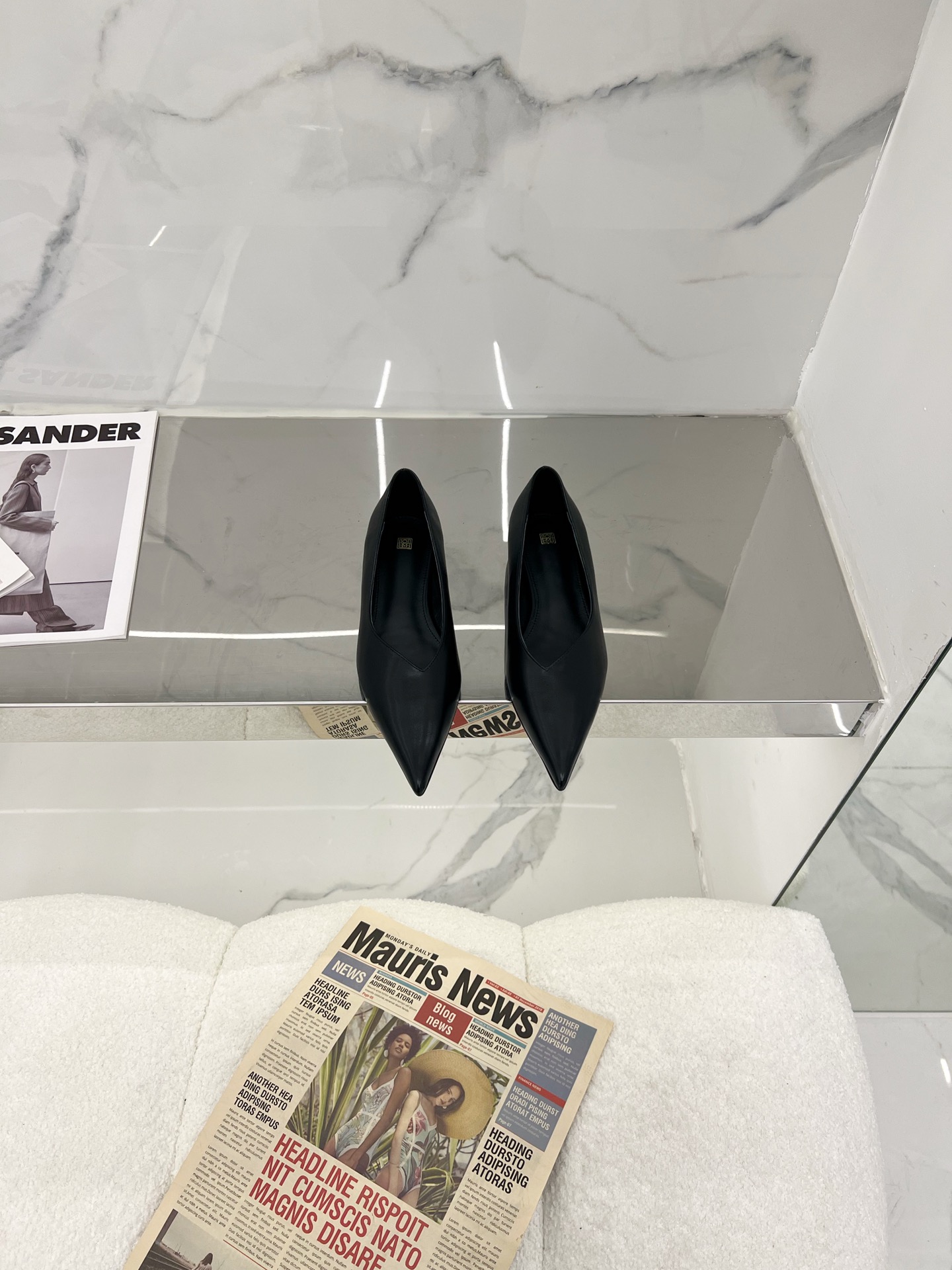 Luxurious Pointy Shoes: ‘Toteme 2024/ss Collection with Cattle and Sheep Skin - 图片 5
