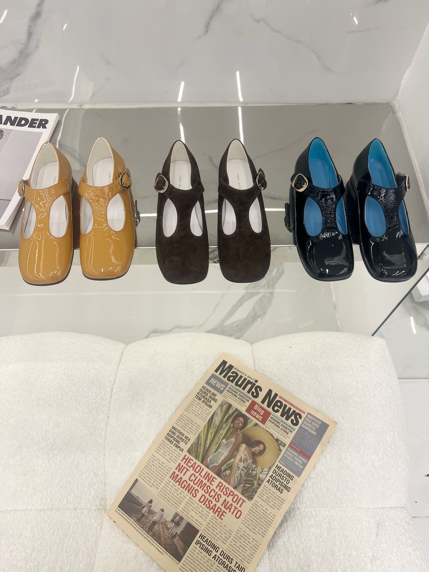 “Toryburg 2024: Mary Jane Ballet Shoes with Paint Skin, Original Design, and Open Base” - 图片 5