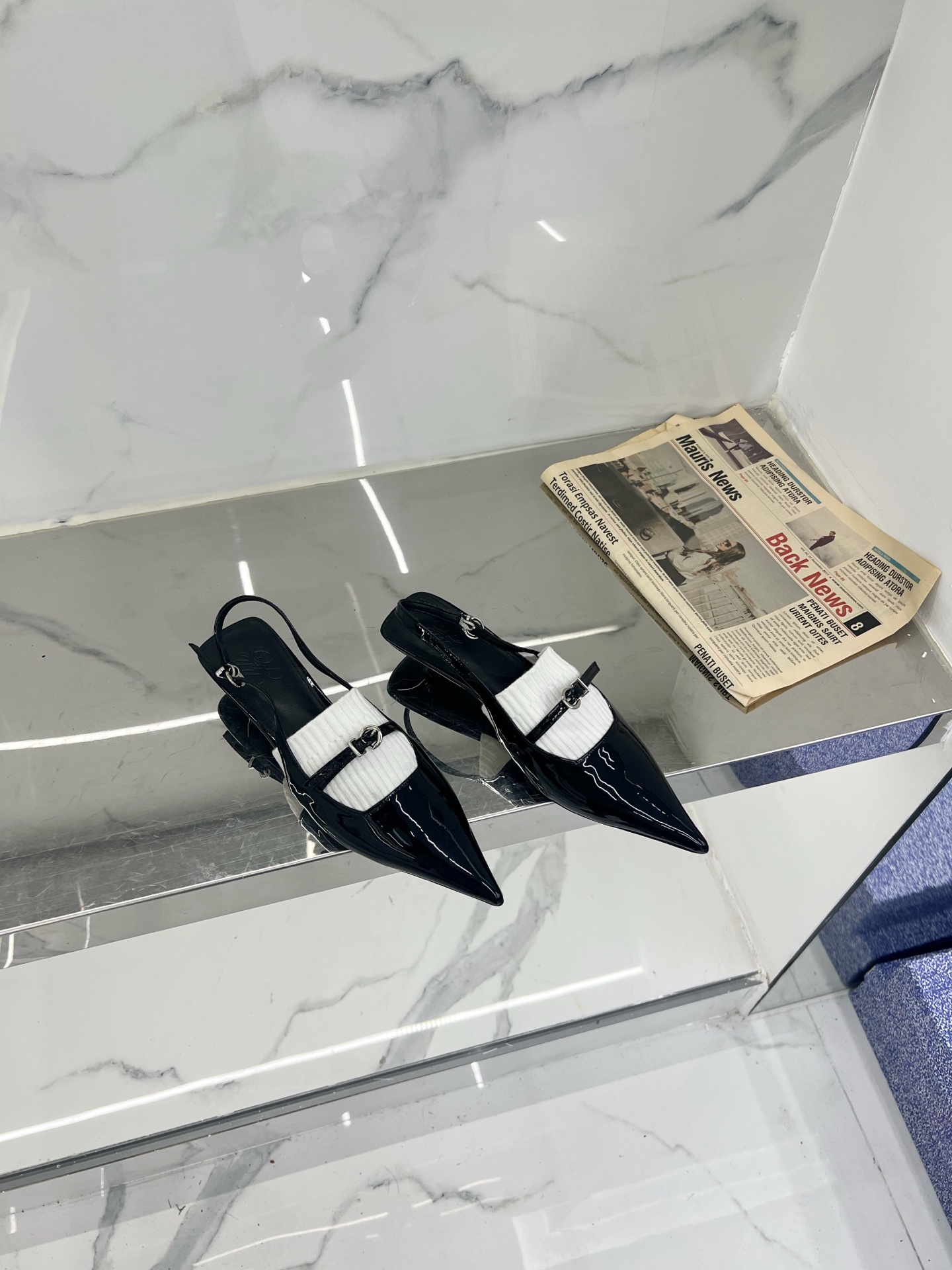 Italian Hybrid Shoes: Quality Replicas with Unique Fabrics and Stylish Designs - 图片 2