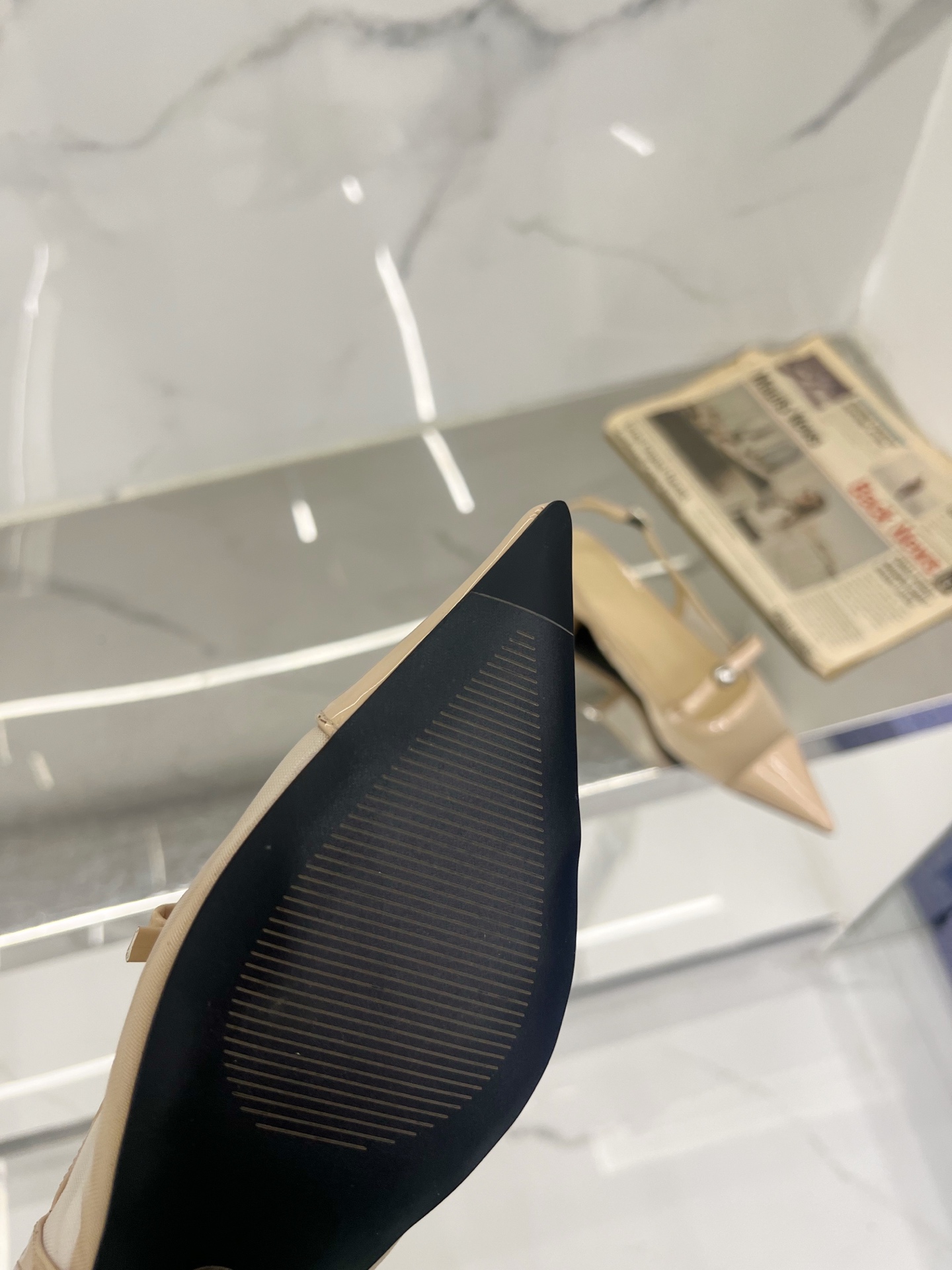 Trendy ‘Odtd’ Substitution Sandals: Italian Hybrid Quality Replicas with Unique Fabrics - 图片 5