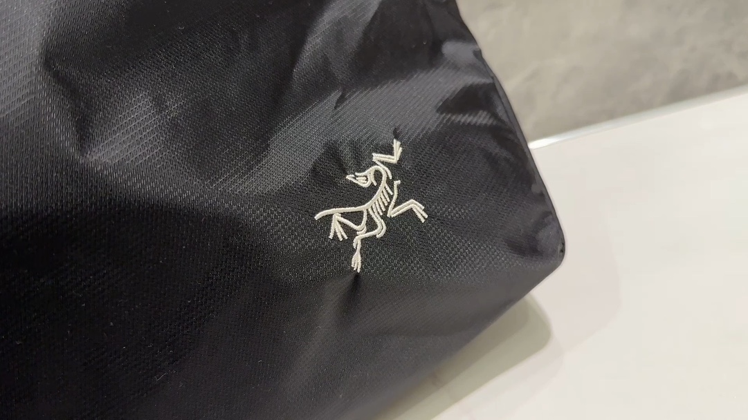 Engineered for lightweight travel and everyday essentials, this piece - Comprehensive