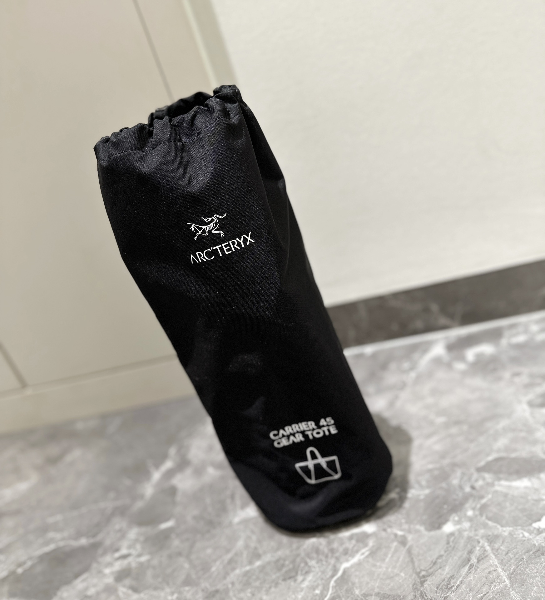 complete with an included organizer pouch - Lifestyle 6