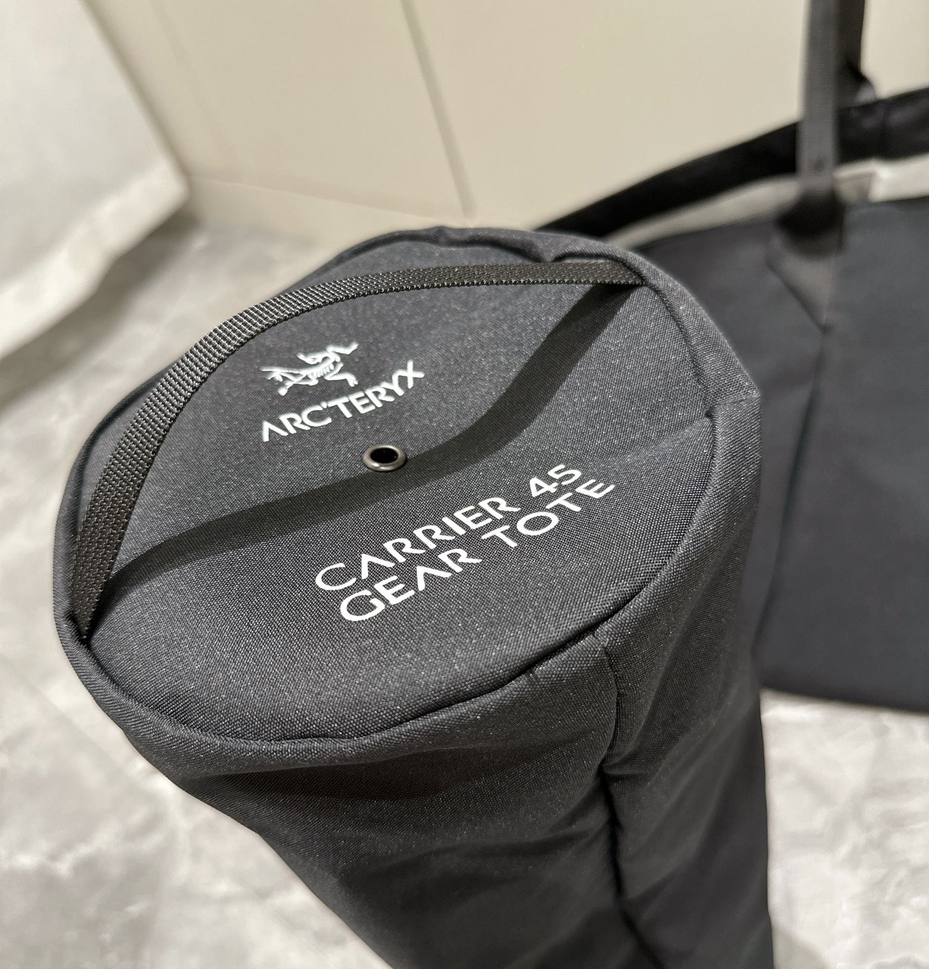 Crafted from high-performance Nylon 6,6 fabric, offering 1.5 times the a - Comprehensive 5