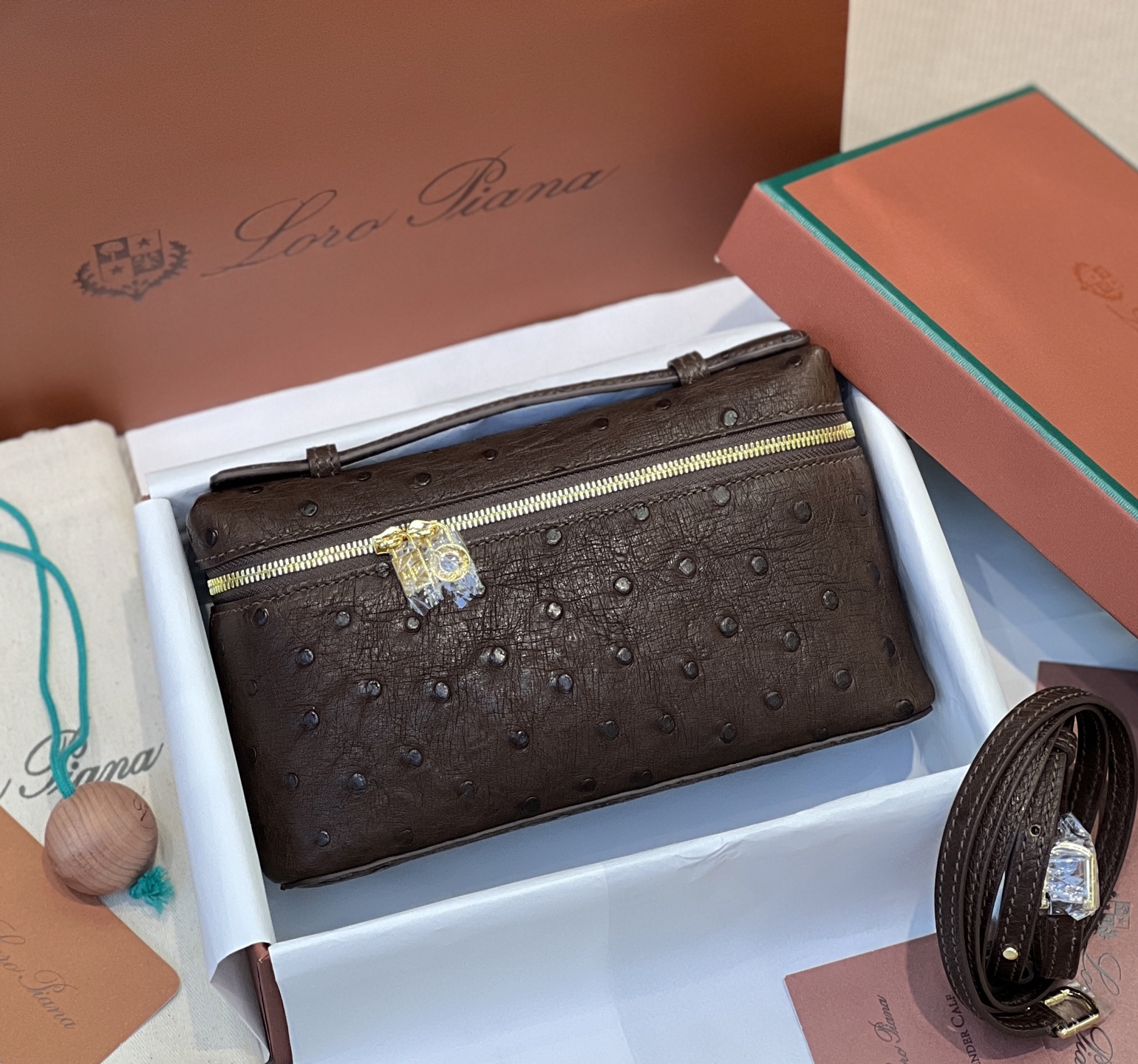 NO:700148,Ostrich skin l small size, brown/gold buckle in stock, loro piana,ostrich skin,Hermes,19860909鸵鸟皮l 小号,咖啡色/金扣现货,,loro piana,ostrich skin,Hermes,,Bag