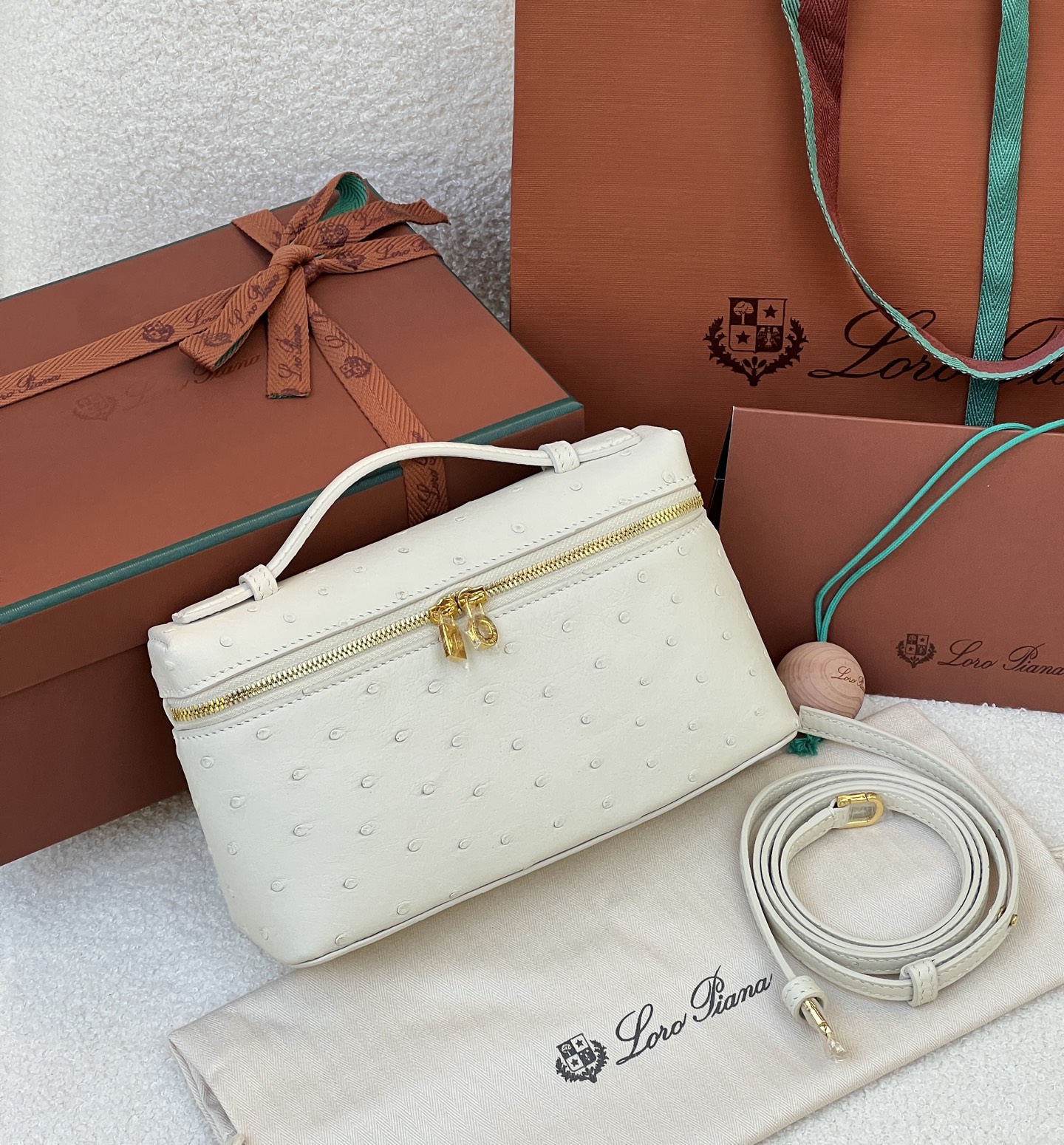 NO:700150,Ostrich skin l small size, milkshake white/gold buckle in stock, loro piana,ostrich skin,Hermes,19860909鸵鸟皮l小号,奶昔白/金扣 现货,,loro piana,ostrich skin,Hermes,,Bag