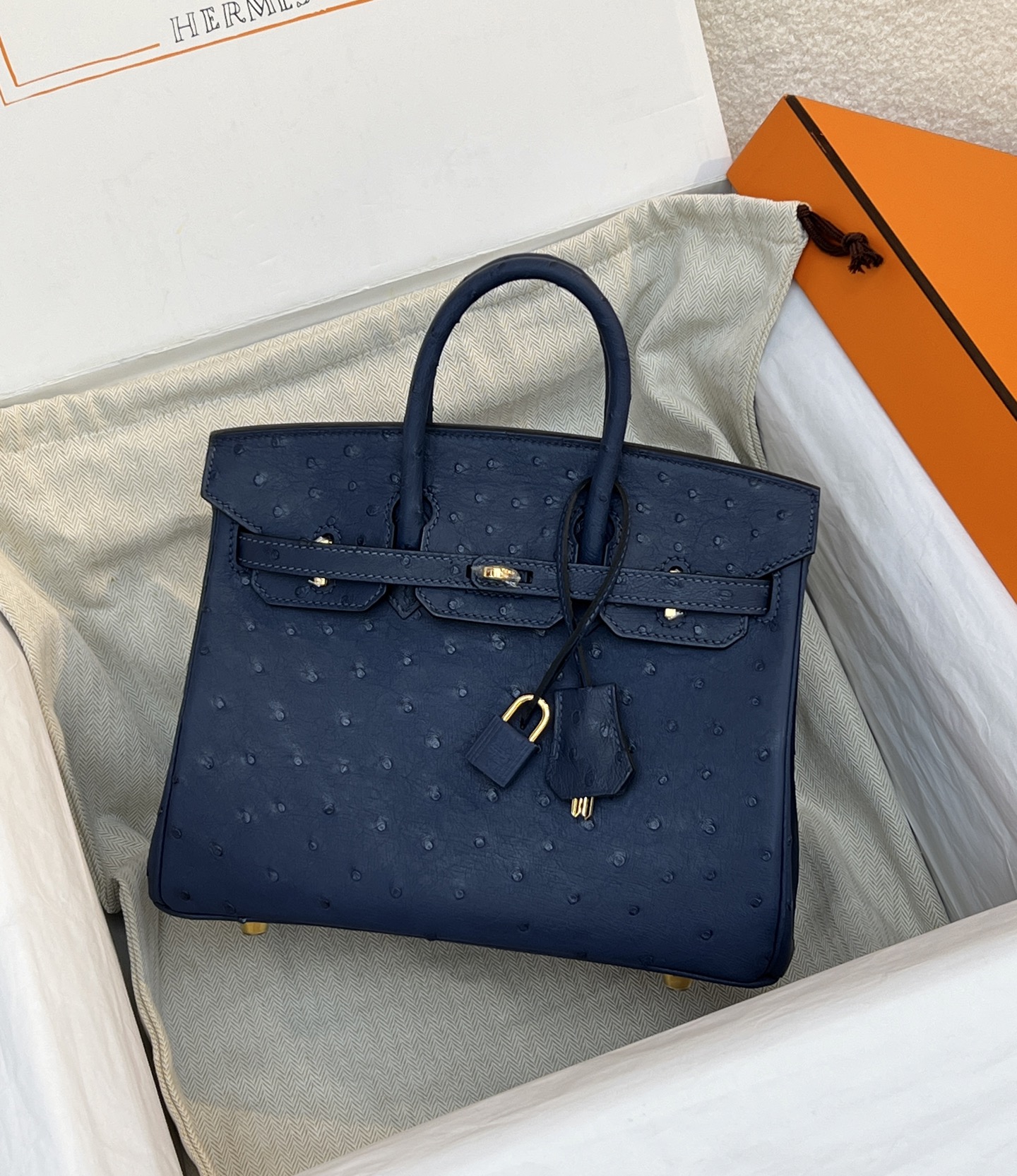 NO:714021,Ostrich platinum 25, iris blue/gold buckle, spot, Hermes, hermes, Hermes,19860909鸵鸟铂金25,鸢尾蓝/金扣,现货,爱马仕,hermes,Hermes,,Bag