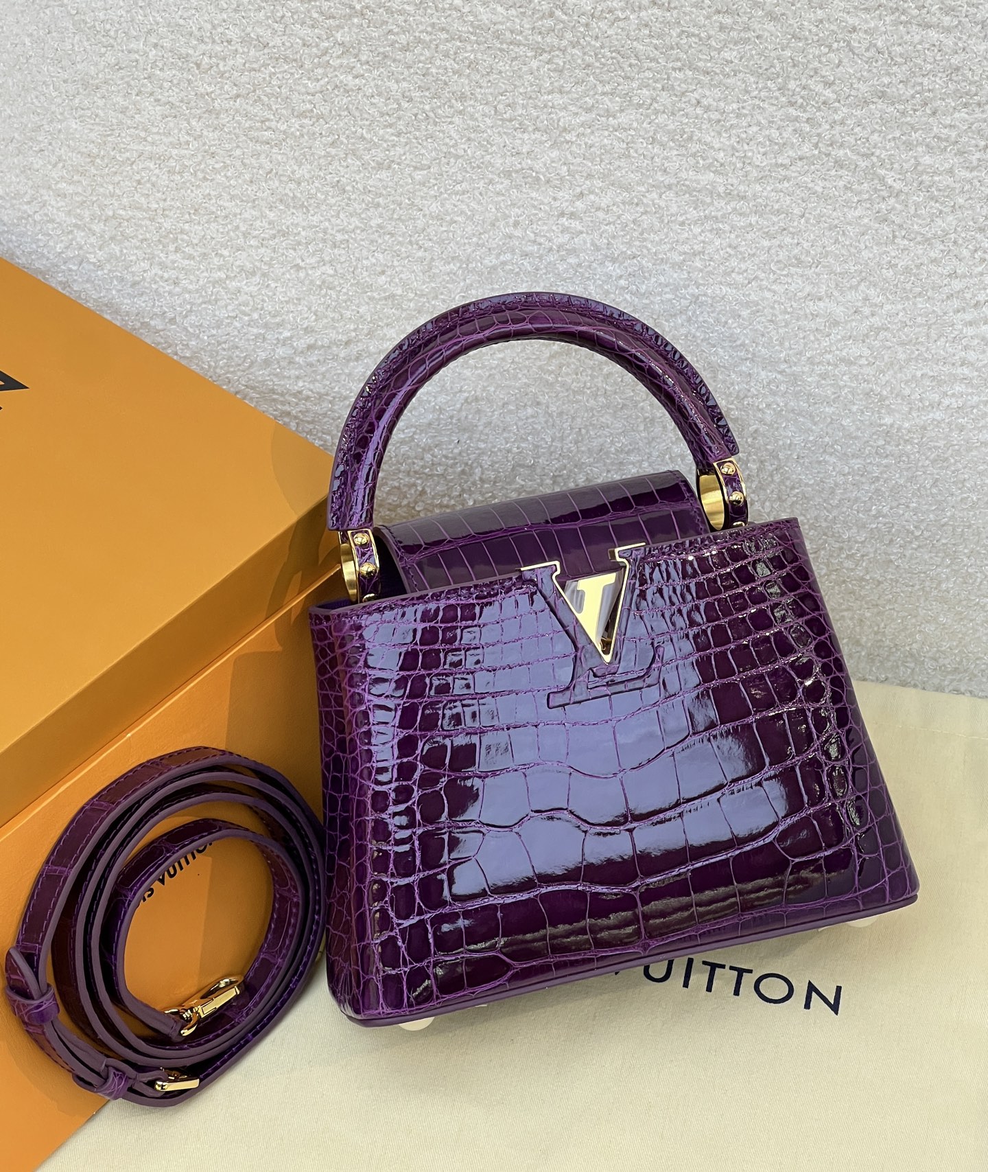 NO:763886,Glossy American v-boy, amethyst/gold buckle in stock, Hermes,19860909亮面美洲v仔,紫水晶/金扣 现货,,Hermes,,Bag