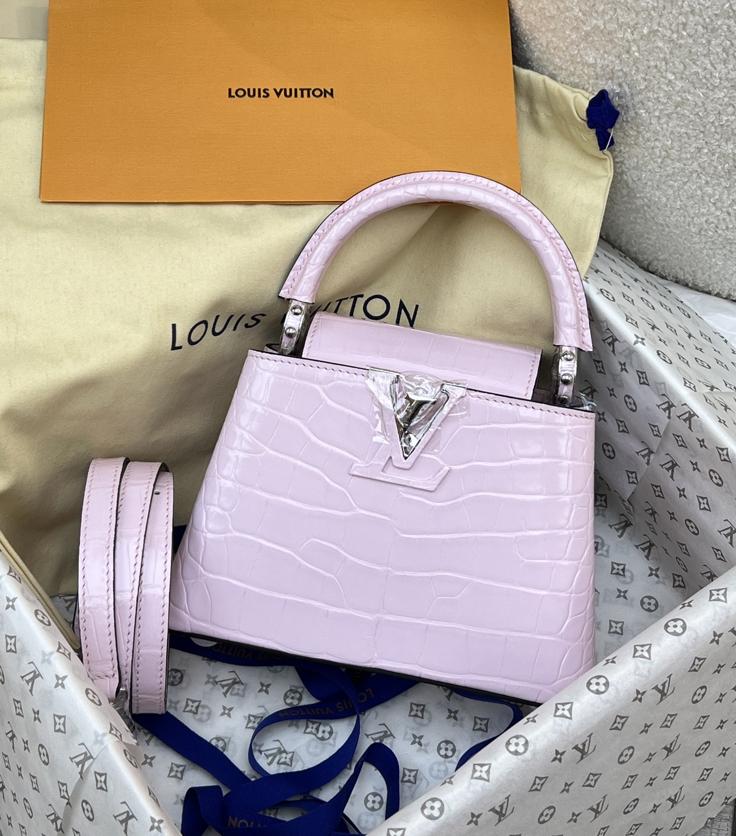NO:763899,Glossy American v-boy, cherry blossom pink/silver buckle in stock, Hermes,19860909亮面美洲v仔,樱花粉/银扣 现货,,Hermes,,Bag