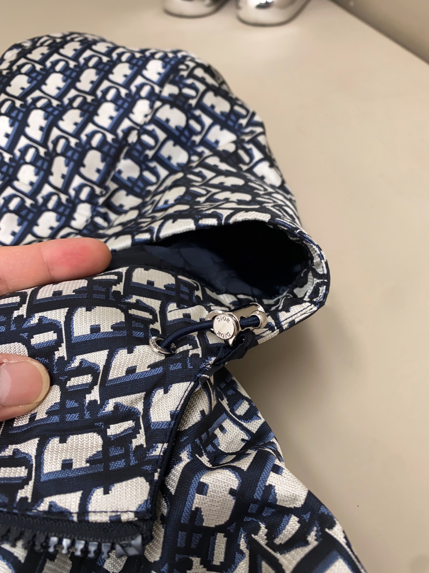 Dior Oblique Patterned Windbreaker Jacket with Hood and Sleeve Pocket 4 i1757047383150 7610 0 2