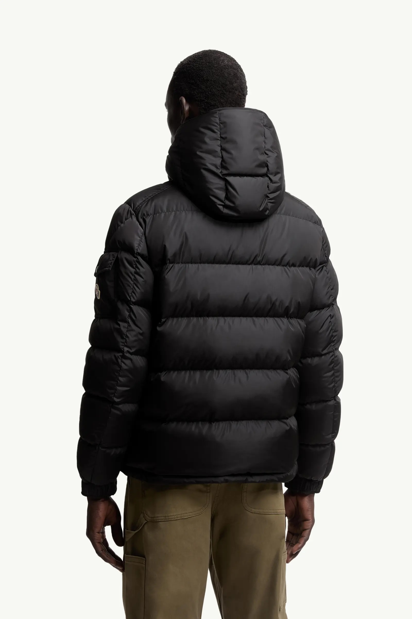 Moncler Maya男士羽绒夹克官网同步新款