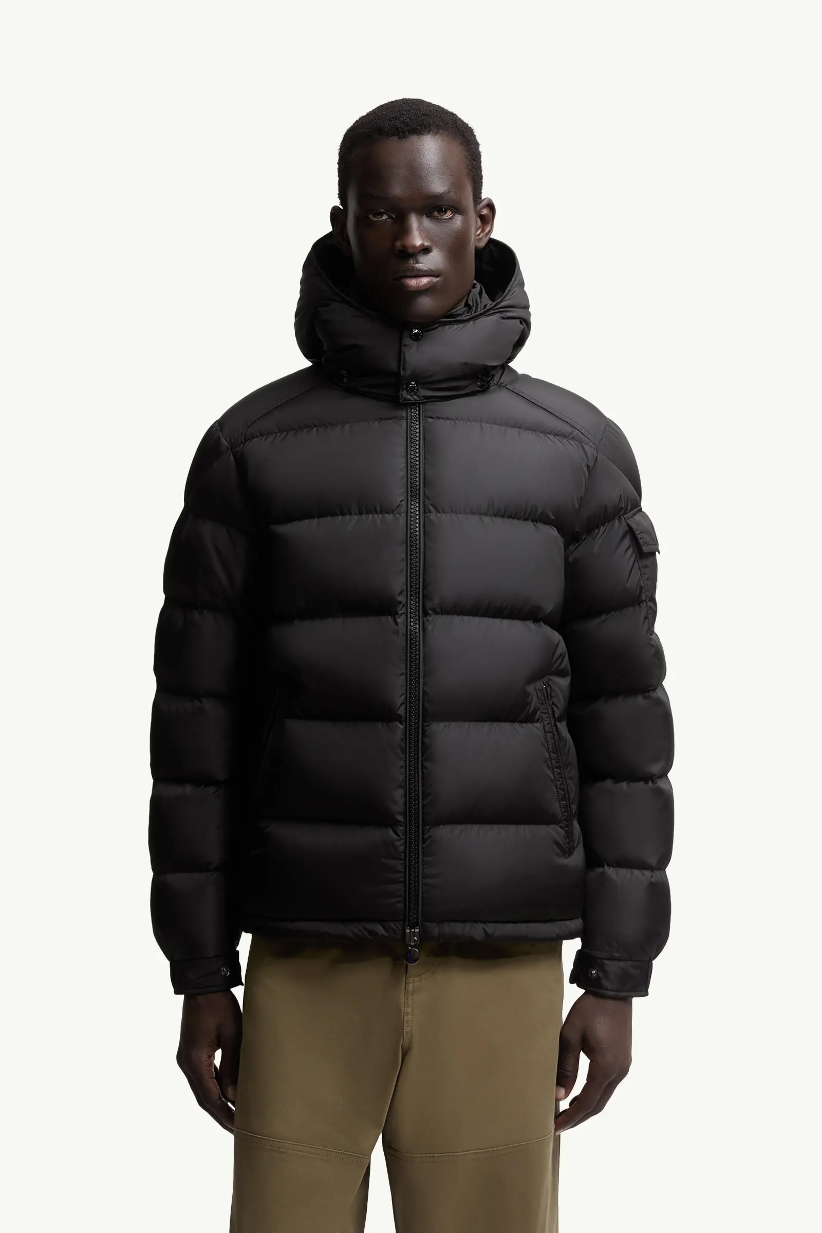 Moncler Maya男士羽绒夹克官网同步新款