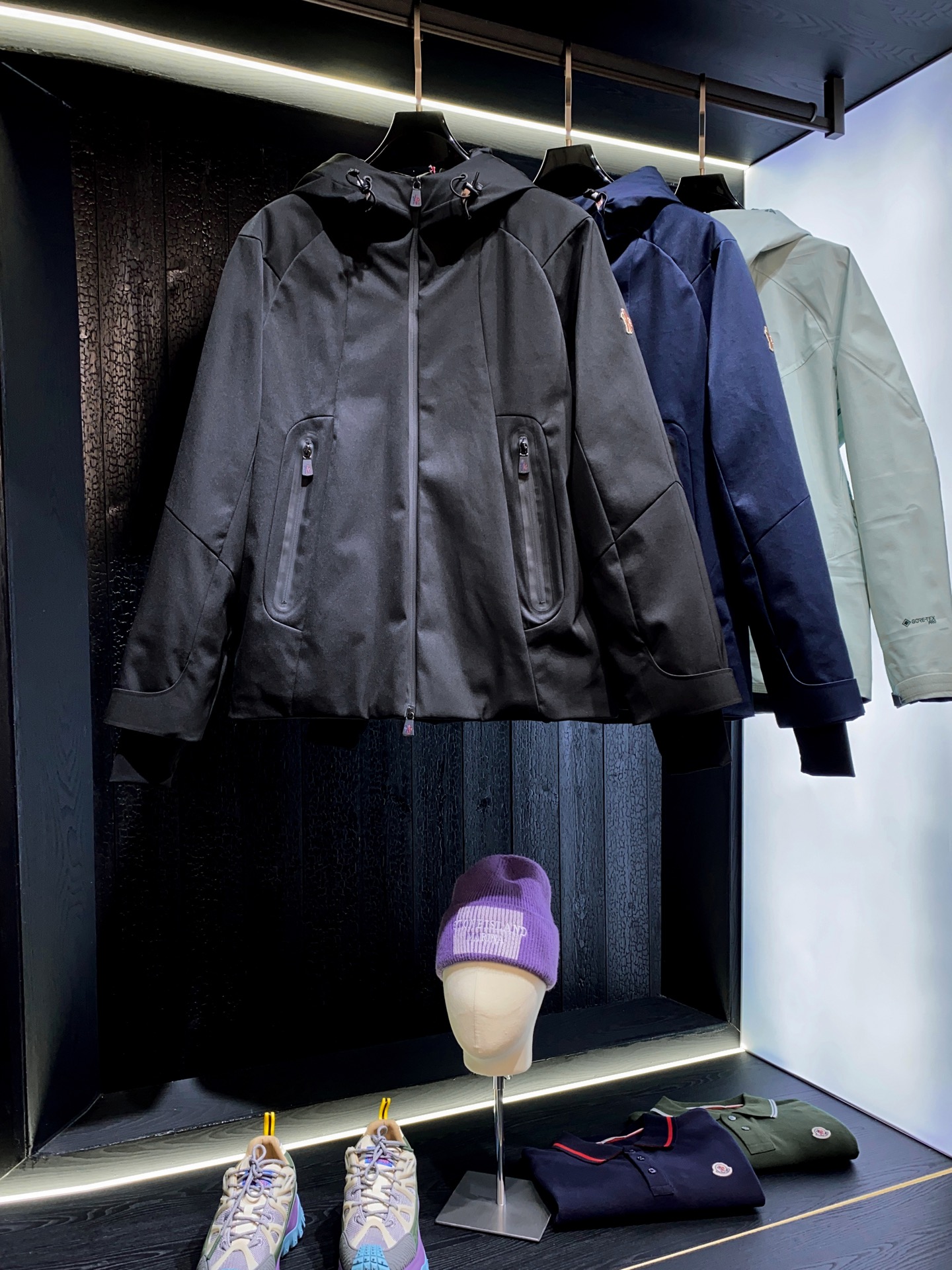 代工厂出口级别订单货品.品相完美.Mon*ler Grenble压胶滑雪羽绒服 彰显造型气质的不朽传奇.