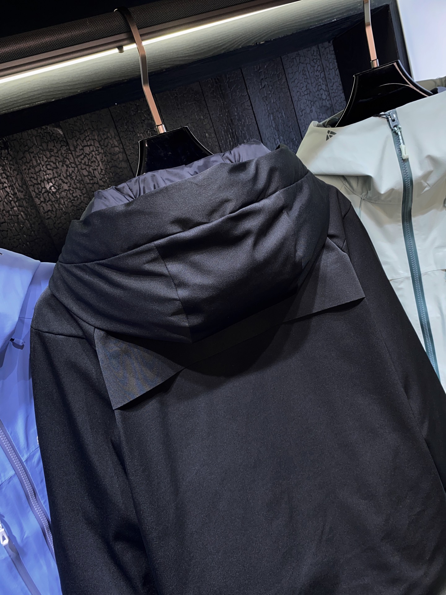 代工厂出口级别订单货品.品相完美.Mon*ler Grenble压胶滑雪羽绒服 彰显造型气质的不朽传奇.