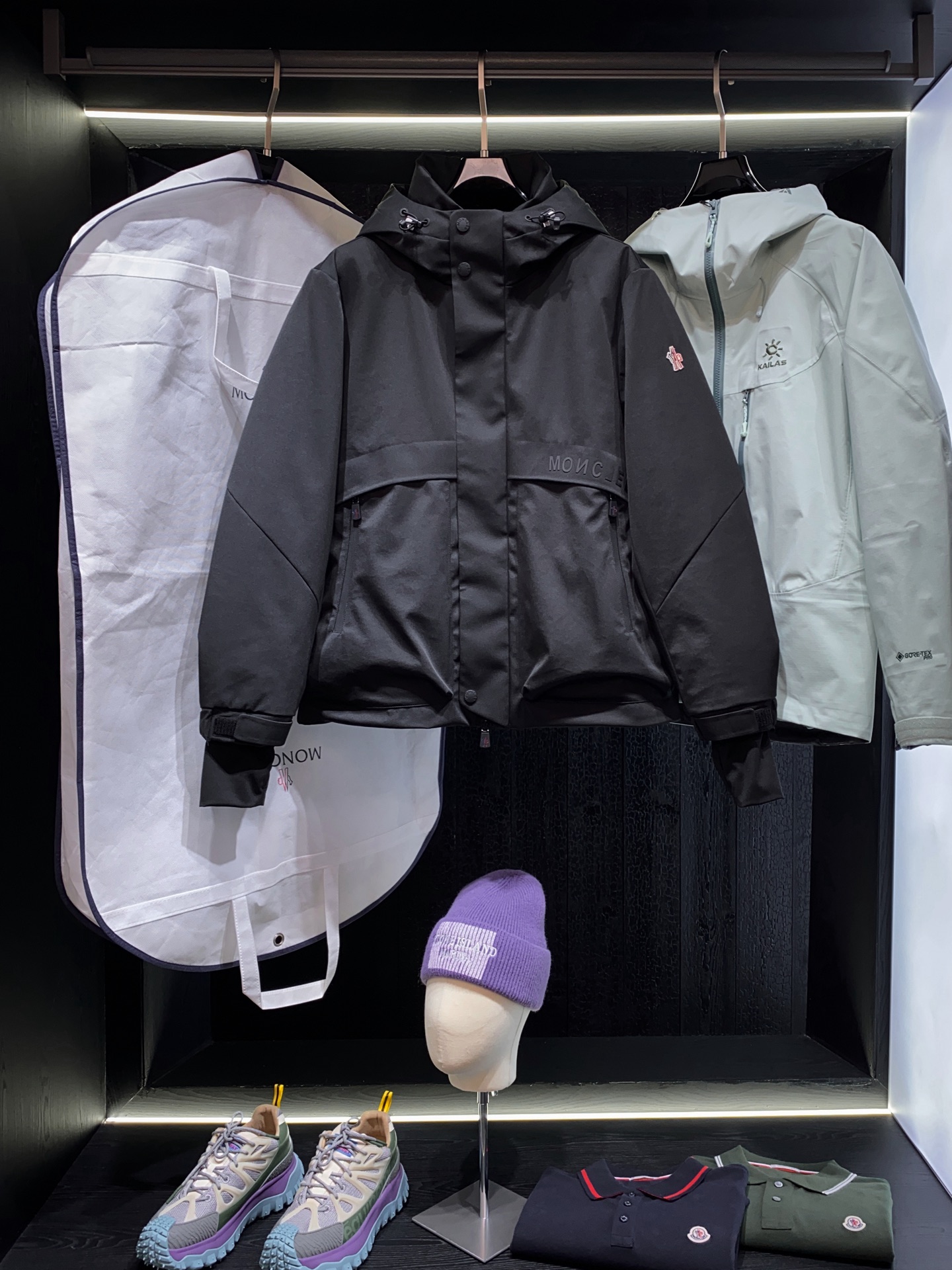 代工厂出口级别订单货品.品相完美.Mon*ler Grenble压胶滑雪羽绒服 彰显造型气质的不朽传奇.