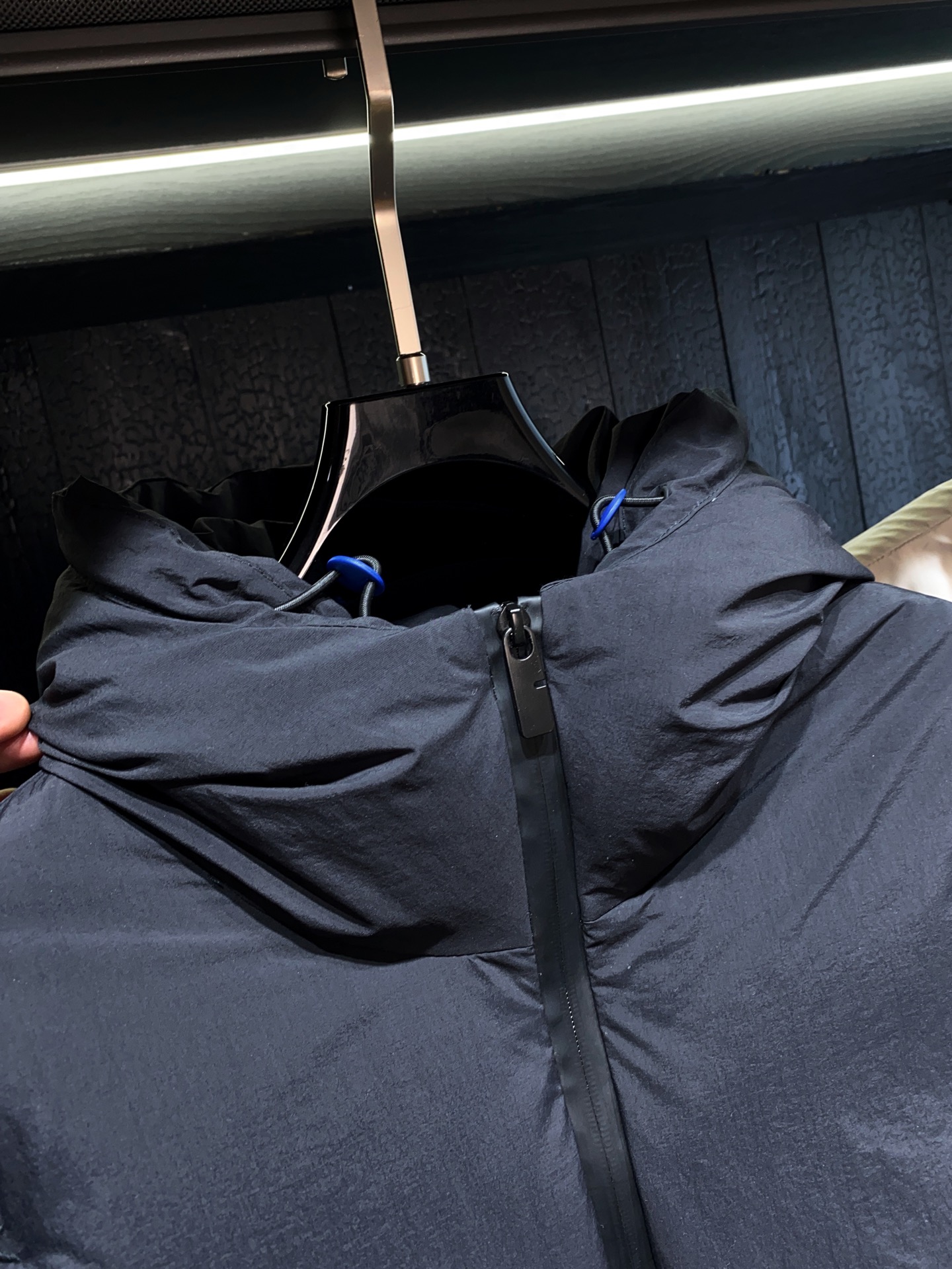 BUR王牌渠道订单！连帽战马刺绣英伦气质休闲风格设计男士鹅绒羽绒外套每一年都不可错过的BUR羽绒服 经典