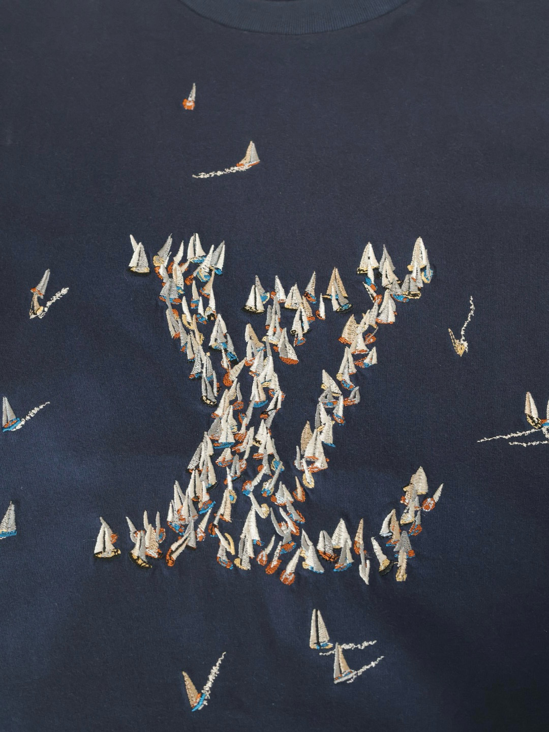 Louis Vuitton 1V/路易 25Ss 帆船标识刺绣短袖T恤