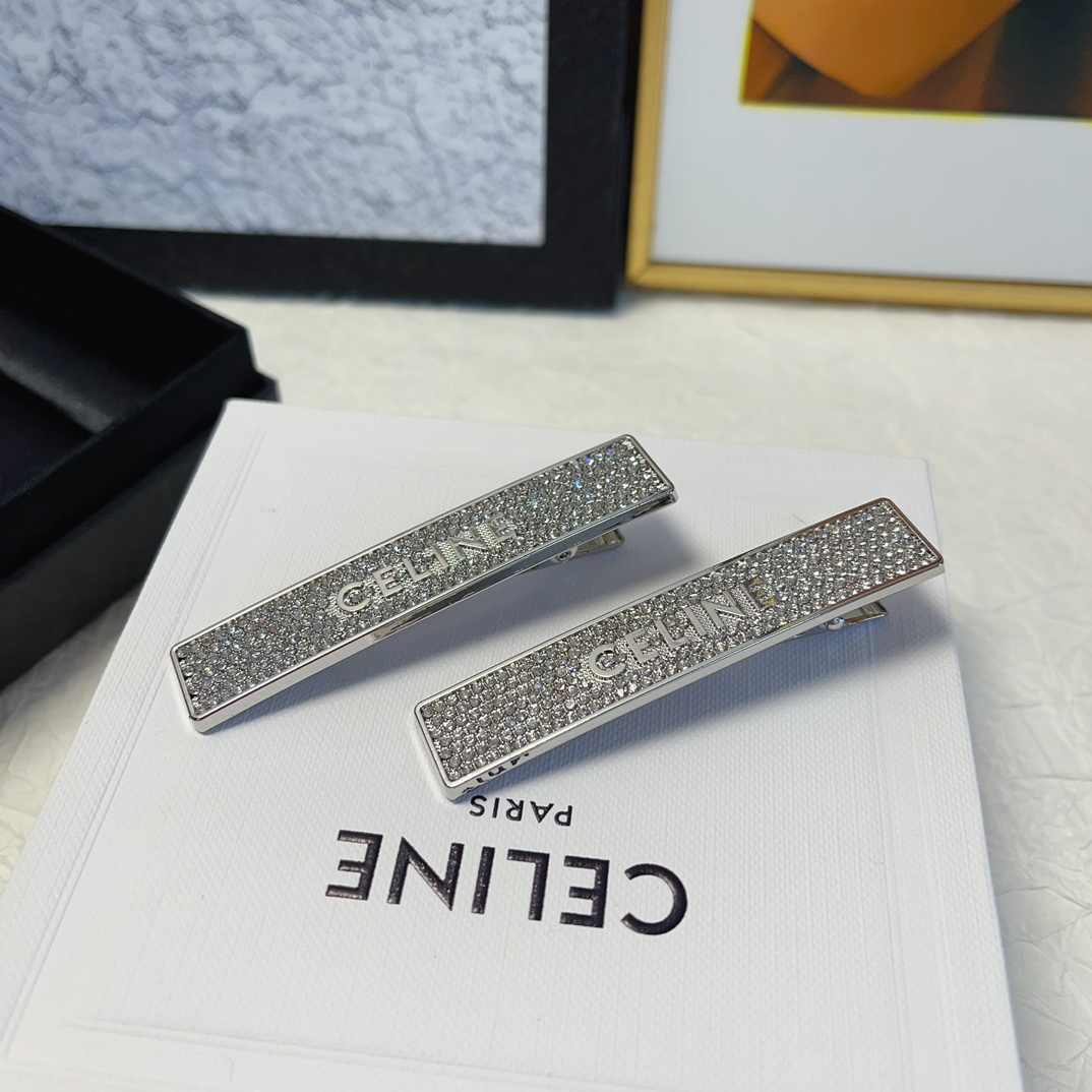 NO:276282,celine Celine Arc de Triomphe clamp Full diamond logo clamp edge clamp bang clamp daily exquisite small items, temperament versatile little fairy must-have items, treasure model, closed eyes recommended style (a pair of hairpins, hairpins, celine, celine, hairpins19860909celine赛琳 凯旋门压夹 满钻logo压夹边夹刘海夹日常精致小单品 气质百搭小仙女必入单品 宝藏款 闭眼入推荐款（一对发夹,发夹,celine,celine,hairpins,accessory