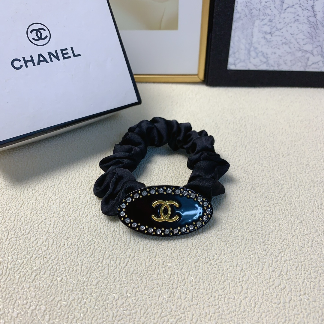 NO:277532,Chanel Xiaoxiang Chanel rubber band Acrylic logo rubber band hair ring Daily exquisite items Temperament versatile little fairy must-have items Treasure style Close eyes Recommended (single) hairpins, hairpins, chanel, hairpins19860909chanel小香 chanel皮筋 亚克力logo皮筋发圈 日常精致小单品 气质百搭小仙女必入单品 宝藏款 闭眼入推荐款（单个）发夹,发夹,chanel,hairpins,accessory