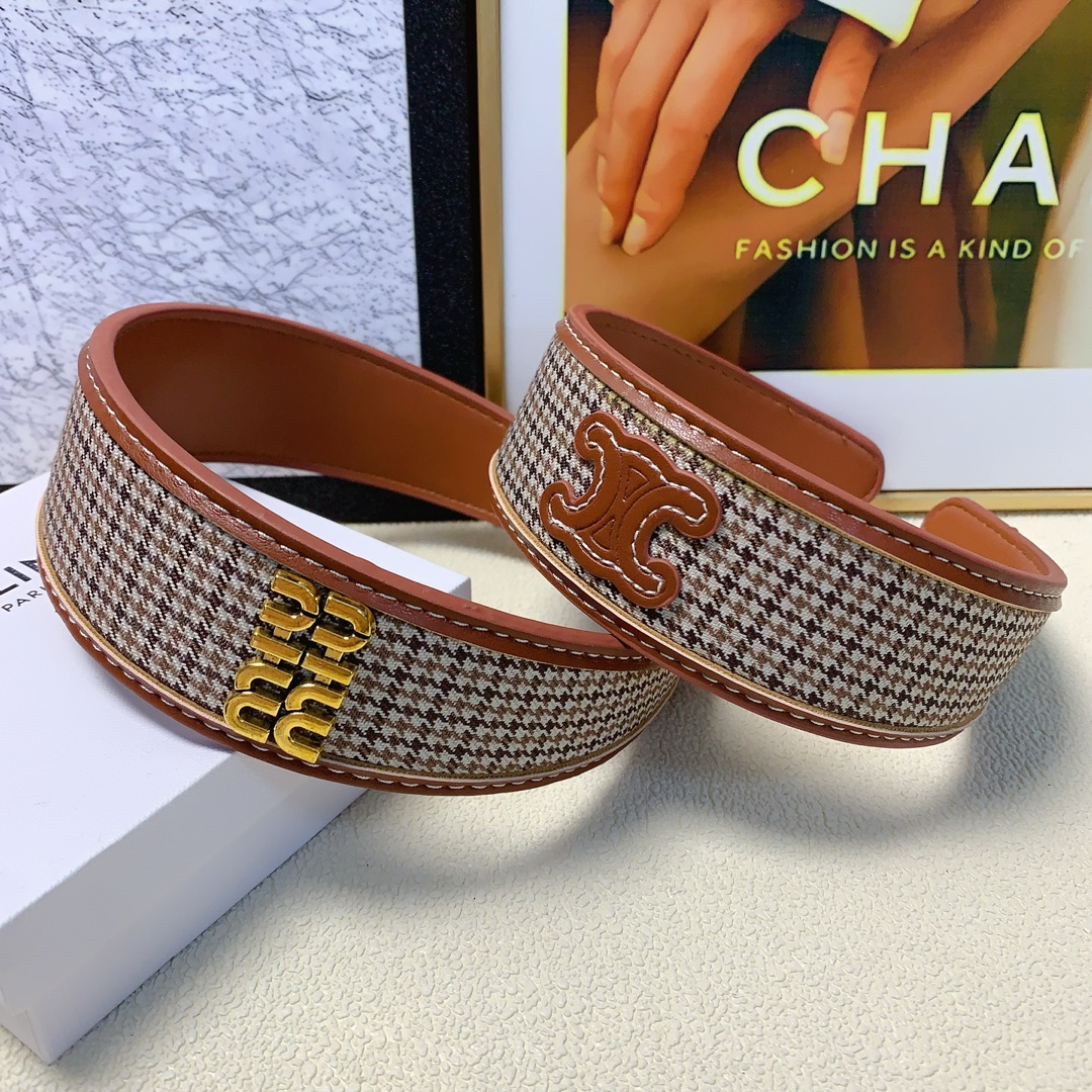NO:276043,Celine Miumiu Houndstooth retro wide version light luxury hairband, versatile temperament, must-have item for fairy, full of celebrity style~treasure style, recommended style for closed eyes (single hairpins, hairpins, celine, miumiu, hairpins19860909Celine塞林 miumiu缪缪 千鸟格复古宽版轻奢风发箍 气质百搭小仙女必入单品 名媛风十足～宝藏款 闭眼入推荐款（单个发夹,发夹,celine,miumiu,hairpins,accessory
