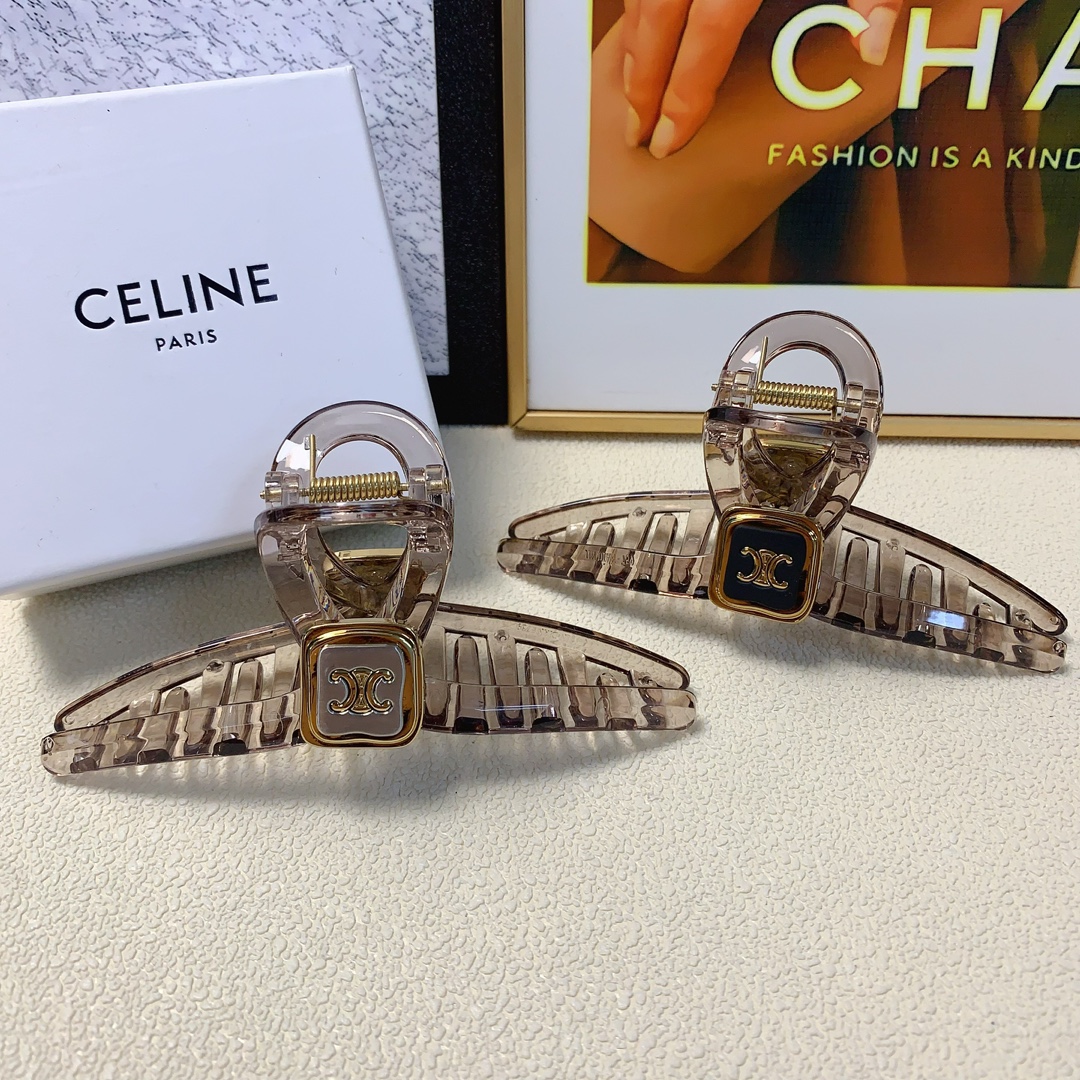 NO:276260,celine Celine Arc de Triomphe clip Arc de Triomphe logo clip, versatile temperament, daily exquisite items, must-in-place items for fairies, treasure style, recommended style for closed eyes (single with hairband box) hairpins, hairpins, celine, celine, hairpins19860909celine赛琳 凯旋门抓夹 凯旋门logo抓夹 气质百搭 日常精致小单品 小仙女必入单品 宝藏款 闭眼入推荐款（单个配发箍盒）发夹,发夹,celine,celine,hairpins,accessory