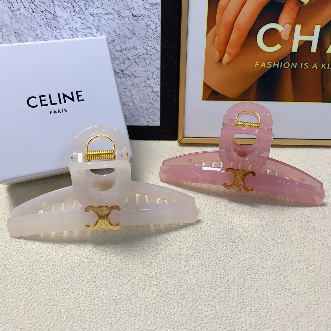 NO:276488,celine, Arc de Triomphe grab clip, new titanium steel logo clip, temperament, versatile, daily exquisite small items, must-have items for fairies, treasure style, recommended style for closed eyes (single with hairband box) hairpins, hairpins, celine, celine, hairpins19860909celine赛琳 凯旋门抓夹 新款钛钢logo抓夹气质百搭日常精致小单品小仙女必入单品 宝藏款 闭眼入推荐款（单个配发箍盒）发夹,发夹,celine,celine,hairpins,accessory