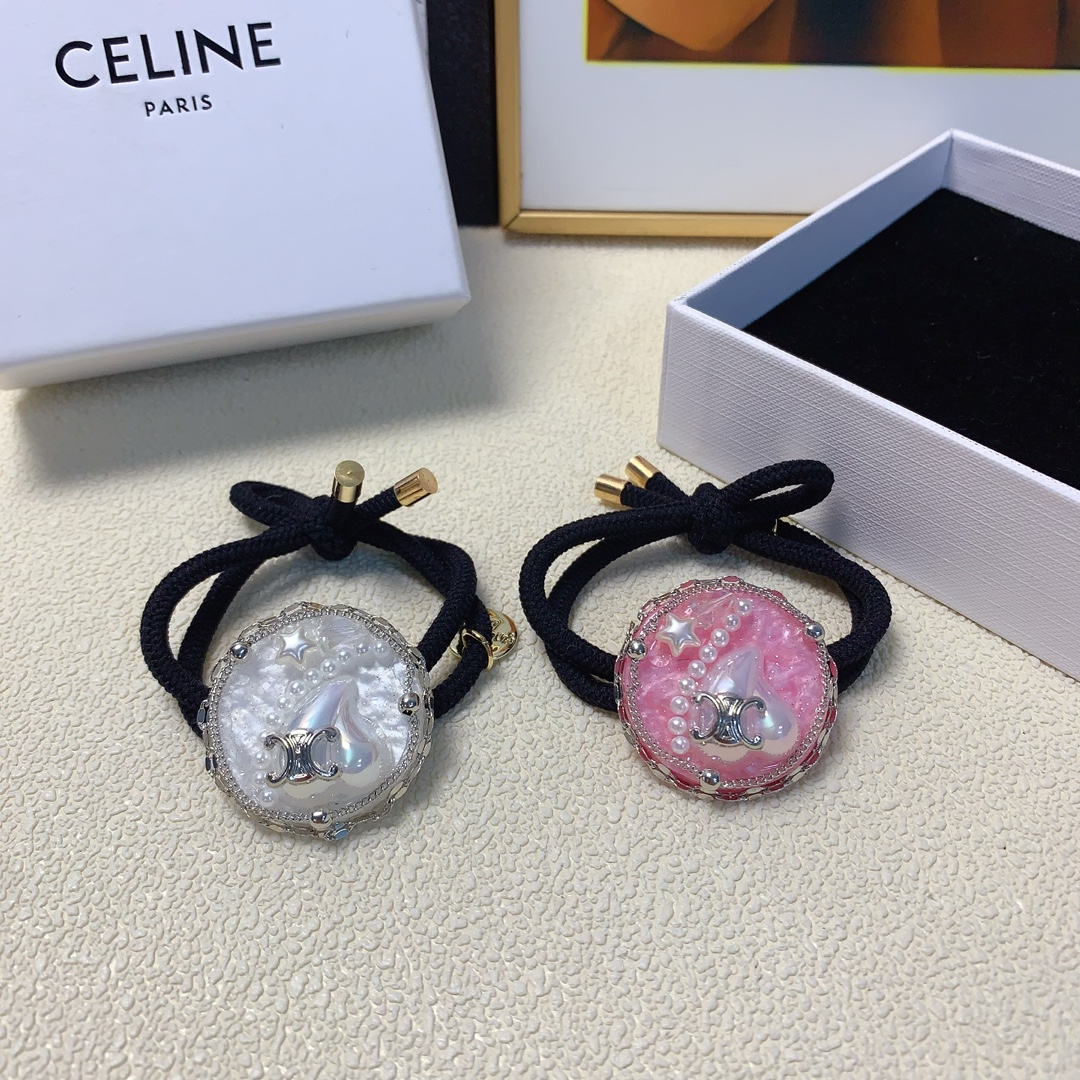 NO:276334,celine Arc de Triomphe rubber band Pearl logo rubber band hair ring Daily exquisite items Temperament versatile little fairy must-have items Treasure style Close eyes recommended style (single hairpin, hairpin, celine, celine, hairpins19860909celine赛琳 凯旋门皮筋 珍珠logo皮筋发圈 日常精致小单品 气质百搭小仙女必入单品 宝藏款 闭眼入推荐款（单个发夹,发夹,celine,celine,hairpins,accessory