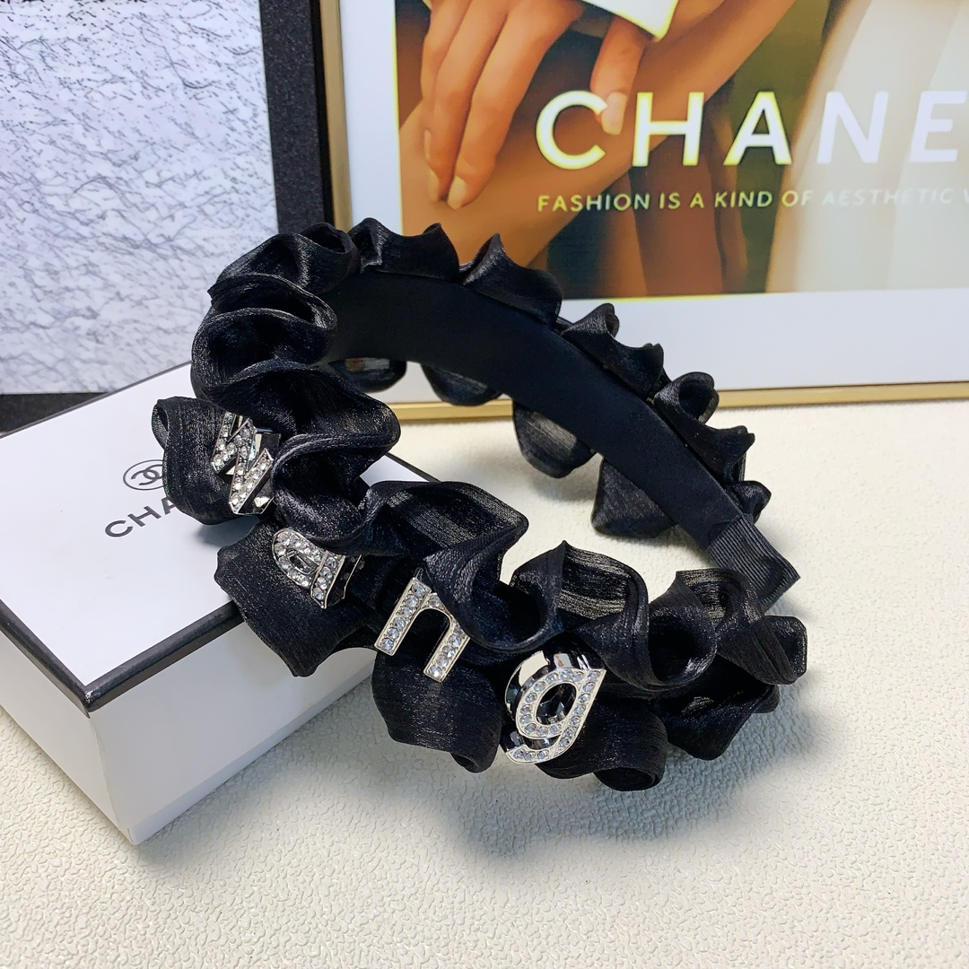 NO:277733,Alexander Wang hairband, Organ yarn diamond-inlaid logo temperament, versatile and everyday exquisite small items, must-have items, treasure style, closed eyes, recommended style (single) hairpins, hairpins, alexander wang, hairpins19860909亚历山大王 wang发箍 欧根纱镶钻logo气质百搭日常精致小单品小仙女必入单品宝藏款 闭眼入推荐款（单个）发夹,发夹,alexander wang,hairpins,accessory