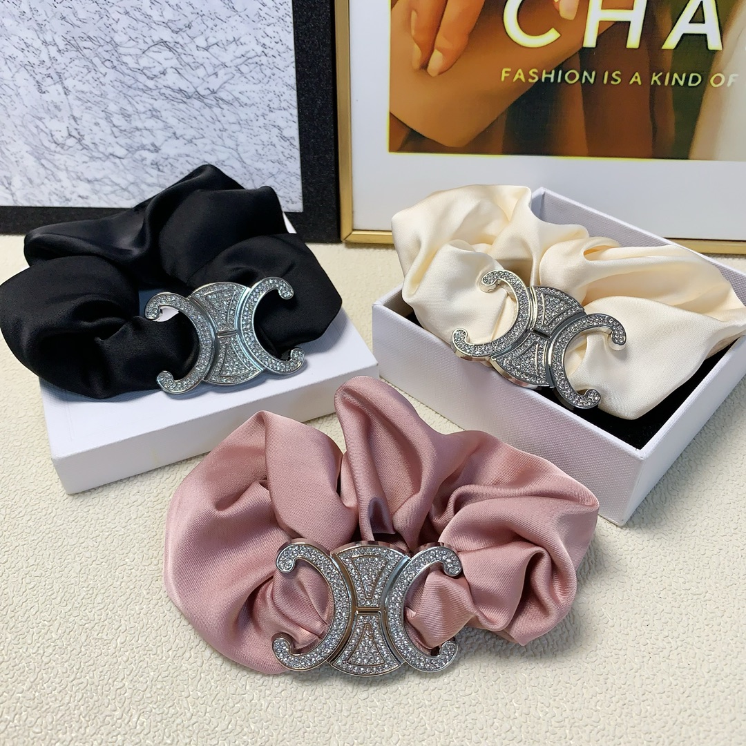 NO:276807,celine celine rubber band Arc de Triomphe full diamond logo rubber band hair ring daily exquisite items versatile temperament must-have items Treasure style Closed eyes recommended style (single hair accessories, hairpins, celine, celine, hairpins19860909celine赛琳 celine皮筋 凯旋门满钻logo皮筋发圈 日常精致小单品 气质百搭小仙女必入单品 宝藏款 闭眼入推荐款（单个发饰,发夹,celine,celine,hairpins,accessory