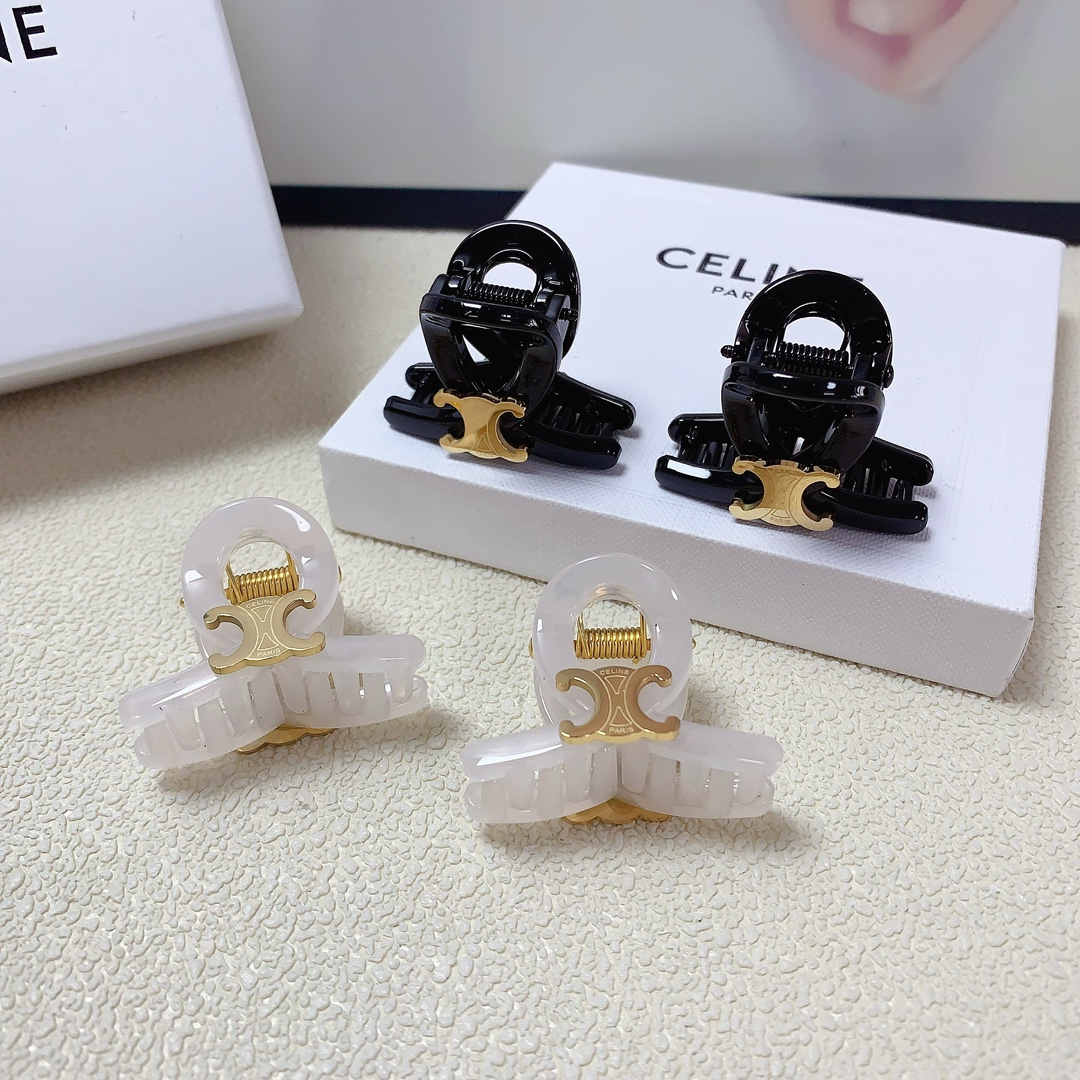 NO:277557,celine celine clip Arc de Triomphe titanium steel logo clip Korean version small edge clip Exquisite little fairy must-in item Treasure model Close eyes recommended (one pair) hairpin, hairpin, celine, celine, hairpins19860909celine赛琳 celine抓夹 凯旋门钛钢logo抓夹韩版小边夹 精致小仙女必入单品 宝藏款 闭眼入推荐款（一对）发夹,发夹,celine,celine,hairpins,accessory