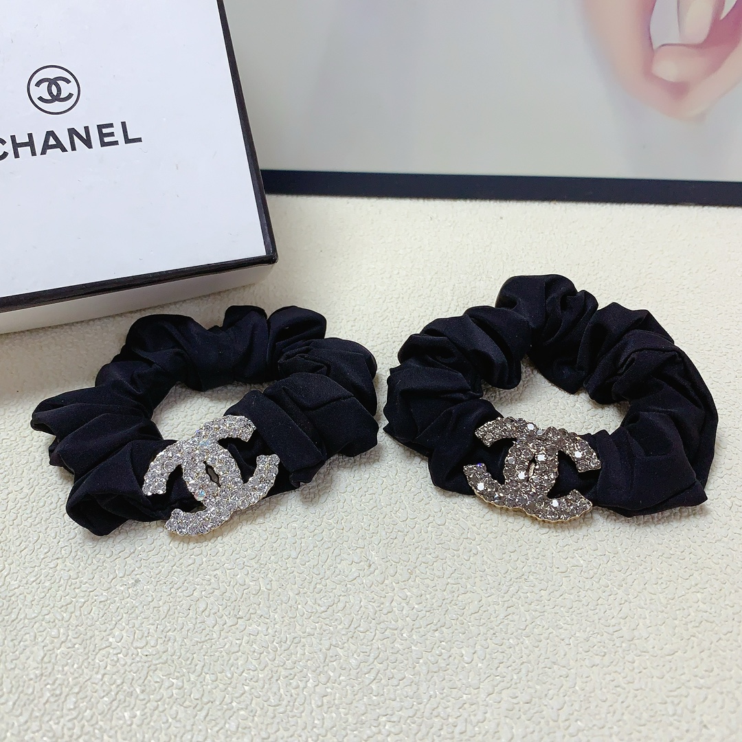 NO:277794,Chanel Xiaoxiang Chanel rubber band New full-diamond rubber band hair ring ~ Temperament versatile little fairy must-have item Treasure style Closed eyes recommended (single) hairpins, hairpins, chanel, hairpins19860909chanel小香 chanel皮筋 新款满钻皮筋发圈 ～气质百搭小仙女必入单品 宝藏款 闭眼入推荐款（单个）发夹,发夹,chanel,hairpins,accessory