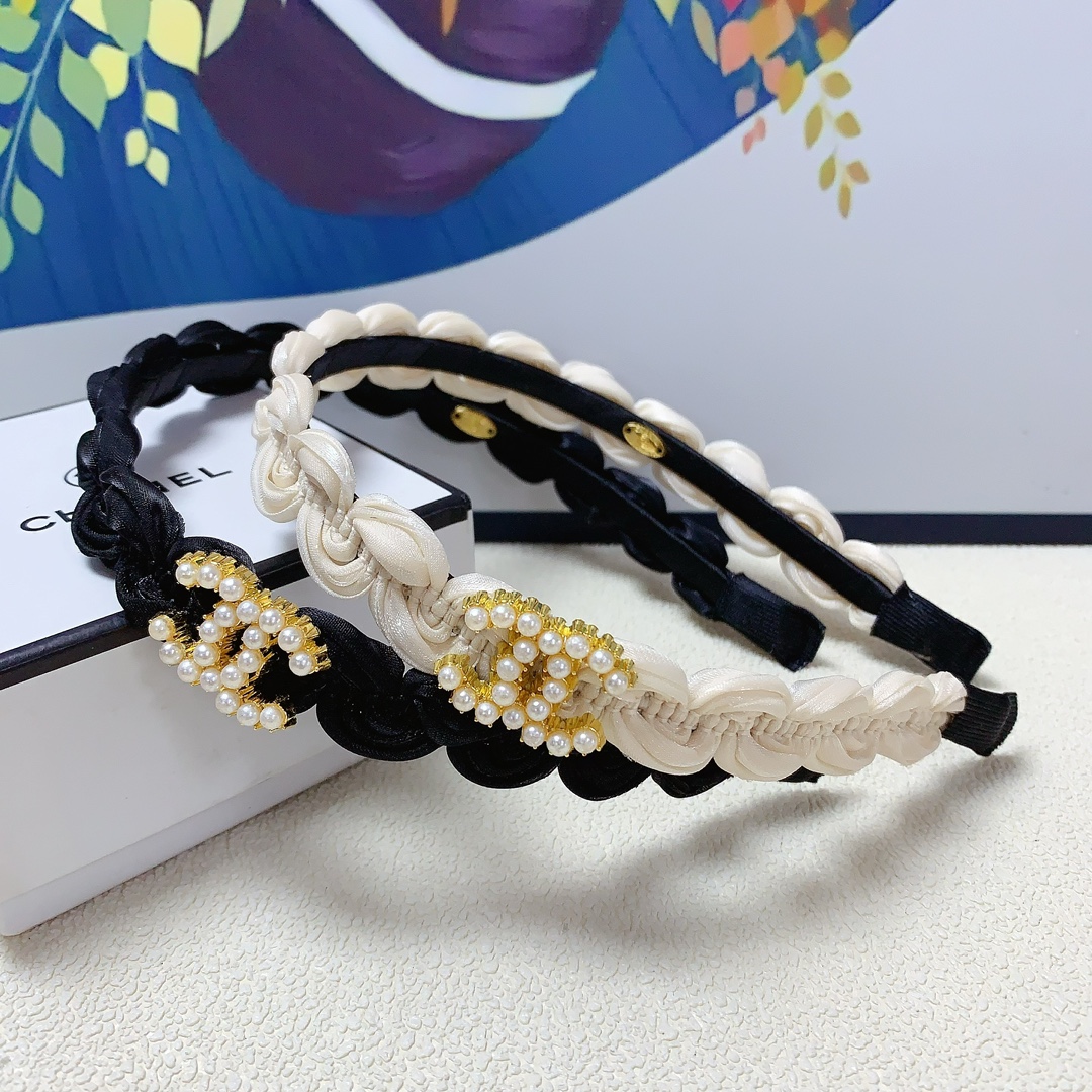 NO:277985,Chanel Xiaoxiang Chanel hairband Ogensha pearl logo hairband Fashionable temperament versatile little fairy must-in-one item Treasure model Closed eyes recommended (single), hairpins, chanel, hairpins19860909chanel小香 chanel发箍 欧根纱珍珠logo发箍 时尚气质百搭小仙女必入单品 宝藏款 闭眼入推荐款（单个）,发夹,chanel,hairpins,accessory