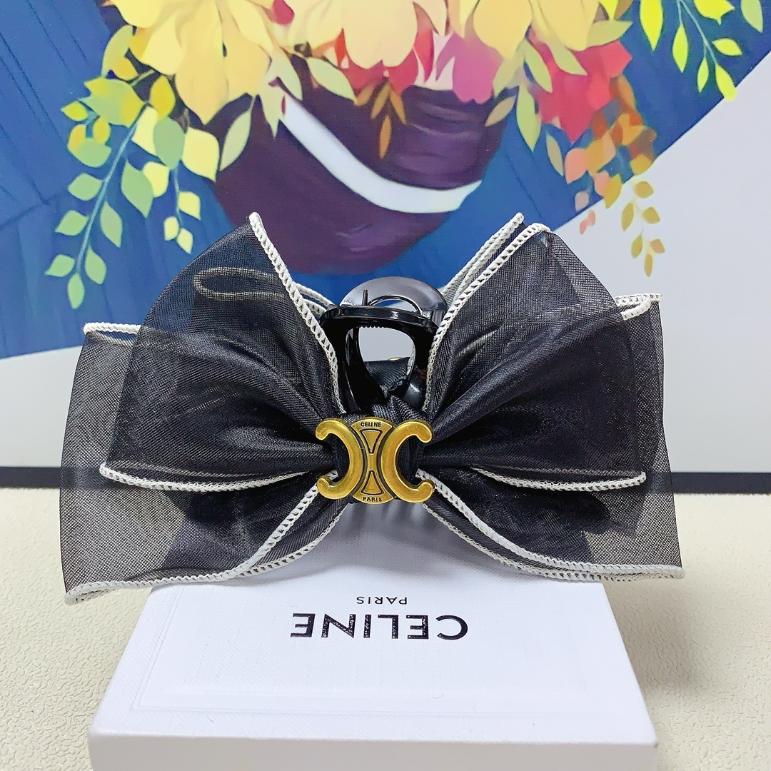 NO:278016,celine celine hair clips, Organsha retro logo clips, versatile temperament, daily exquisite items, must-have items for fairies, treasure style, recommended style for closed eyes (single hairband box), hairpins, celine, celine, hairpins19860909celine赛琳 celine发夹 欧根纱复古logo抓夹 气质百搭 日常精致小单品 小仙女必入单品 宝藏款 闭眼入推荐款（单个配发箍盒）,发夹,celine,celine,hairpins,accessory