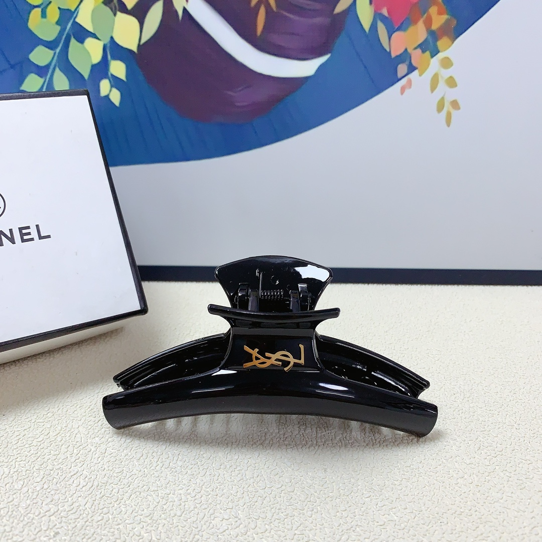 NO:278049,YSL Saint Laurent YSL hairpins, Poplar titanium steel logo clips, versatile temperament, daily exquisite items, must-have items for fairies, treasure style, recommended style for closed eyes (single hairband box), hairpins, saint laurent, saint laurent, hairpins19860909YSL圣罗兰 YSL发夹 杨树林钛钢logo抓夹 气质百搭 日常精致小单品 小仙女必入单品 宝藏款 闭眼入推荐款（单个配发箍盒）,发夹,saint laurent,saint laurent,hairpins,accessory