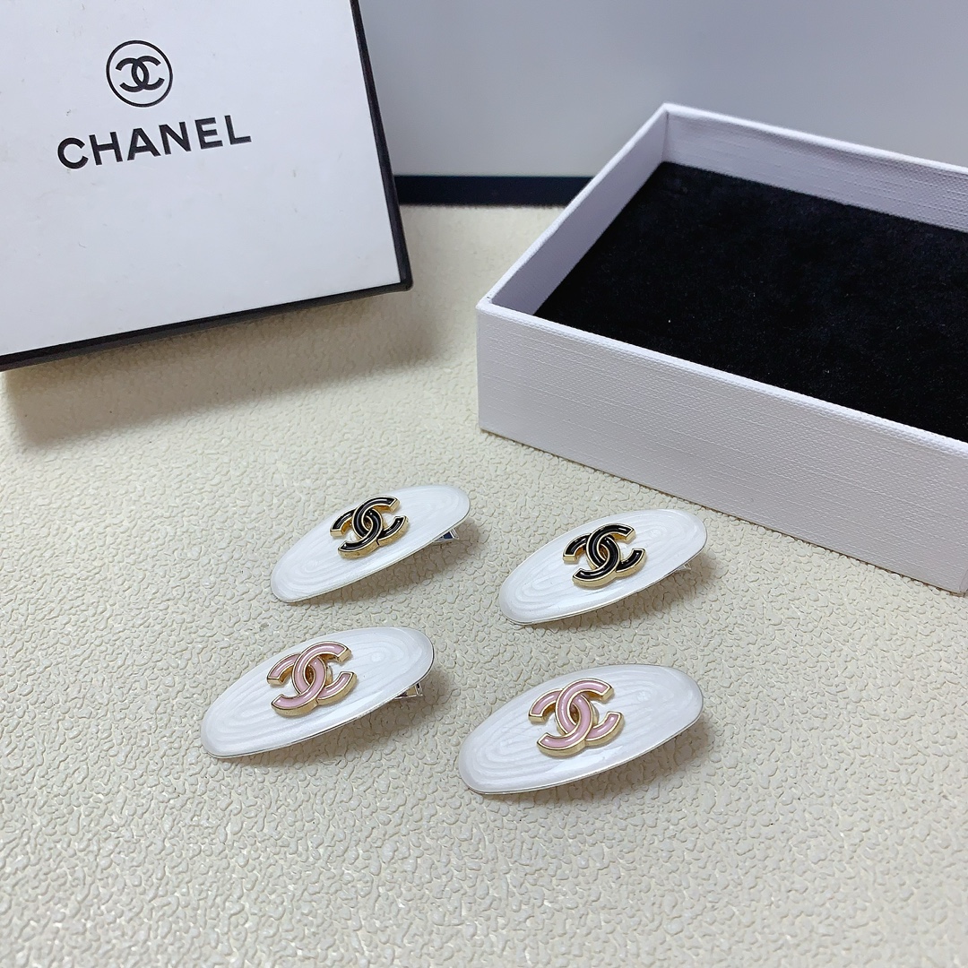 NO:278076,Chanel Xiaoxiang Chanel Pressing Clip Oil Drop Logo Pressing Clip Edge Clip Bangs Clip Daily exquisite small items, temperament and versatile little fairy must-have items, treasure model, closed eyes recommended style (a pair), hairpins, chanel, hairpins19860909chanel小香 chanel压夹 滴油logo压夹边夹刘海夹日常精致小单品 气质百搭小仙女必入单品 宝藏款 闭眼入推荐款（一对）,发夹,chanel,hairpins,accessory